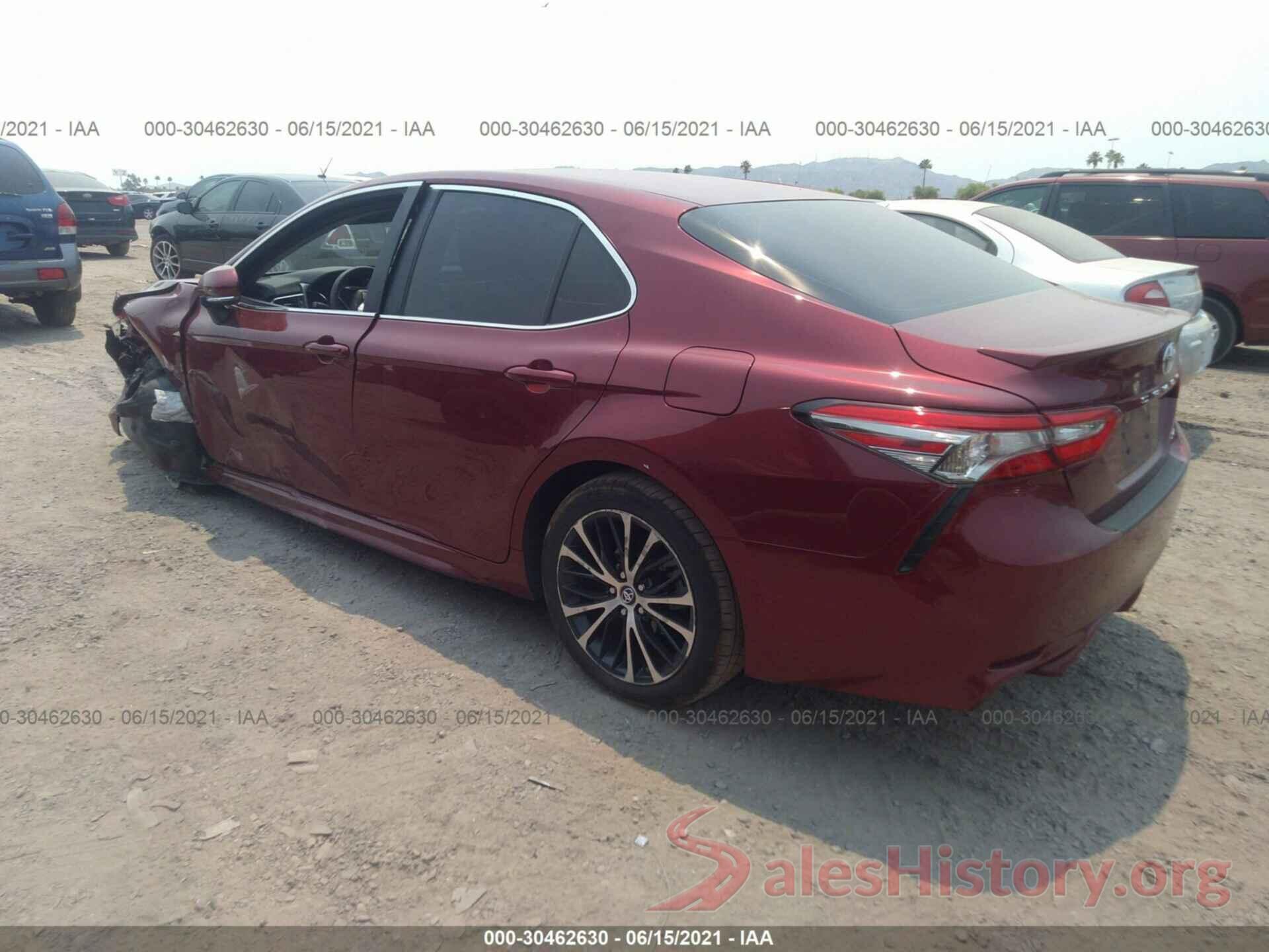 4T1B11HK5JU593071 2018 TOYOTA CAMRY