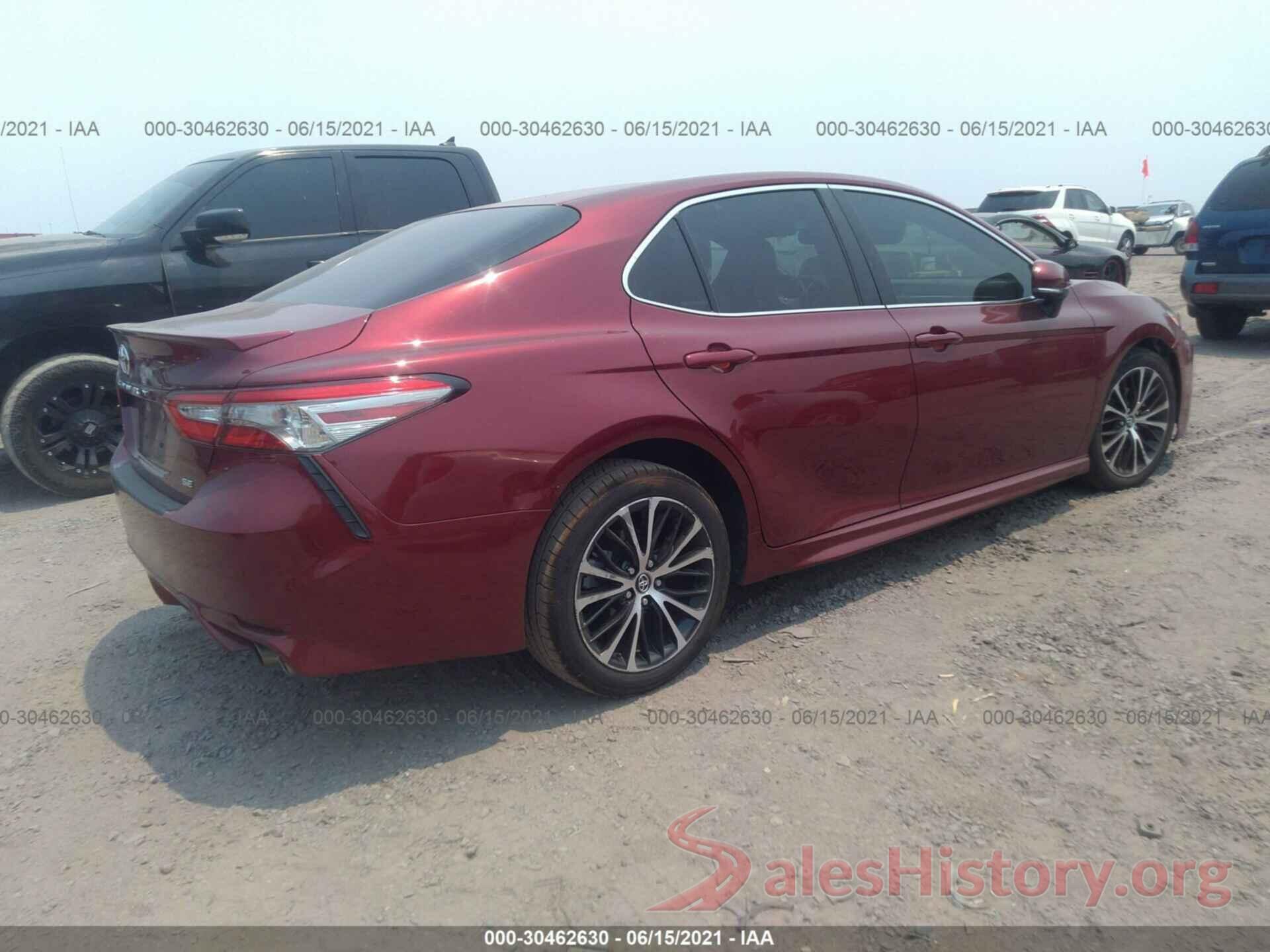 4T1B11HK5JU593071 2018 TOYOTA CAMRY