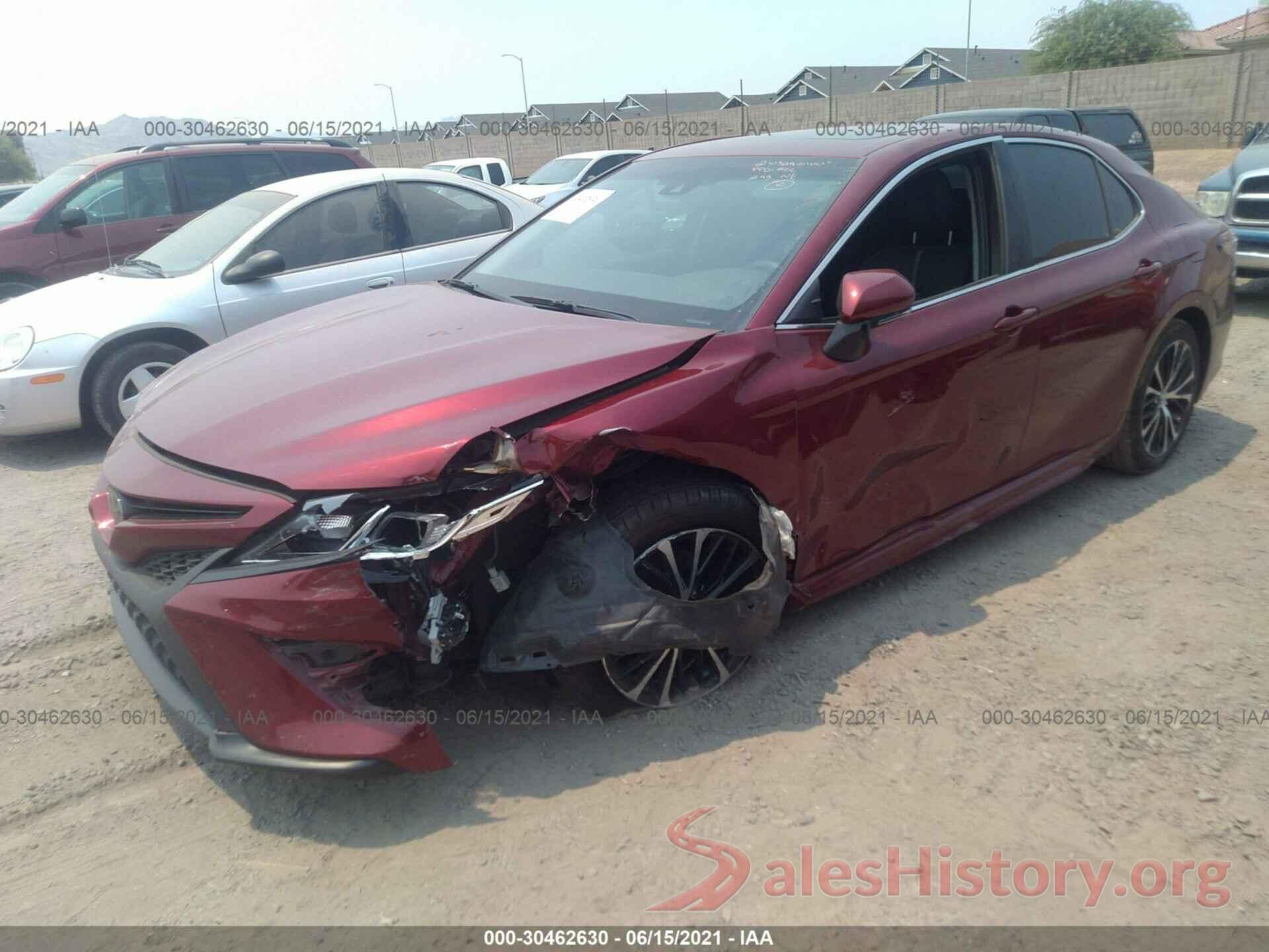 4T1B11HK5JU593071 2018 TOYOTA CAMRY