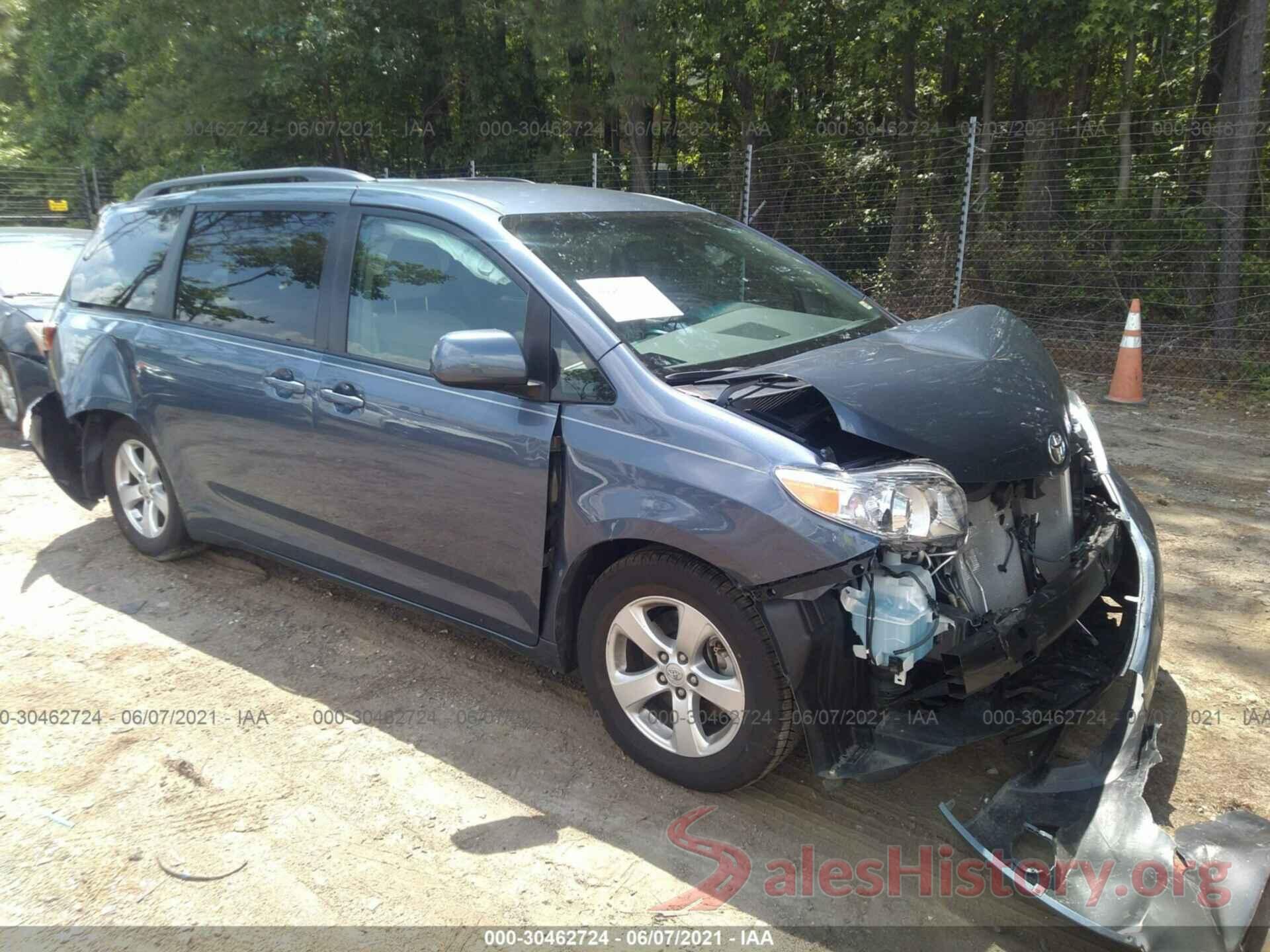 5TDKK3DCXGS704724 2016 TOYOTA SIENNA