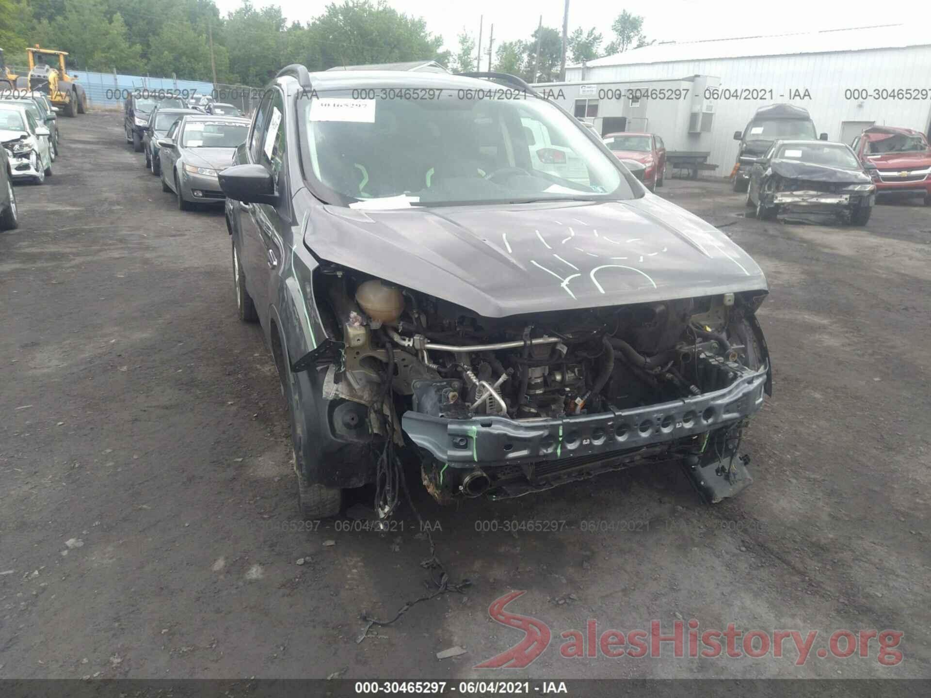 1FMCU9G95HUA35739 2017 FORD ESCAPE