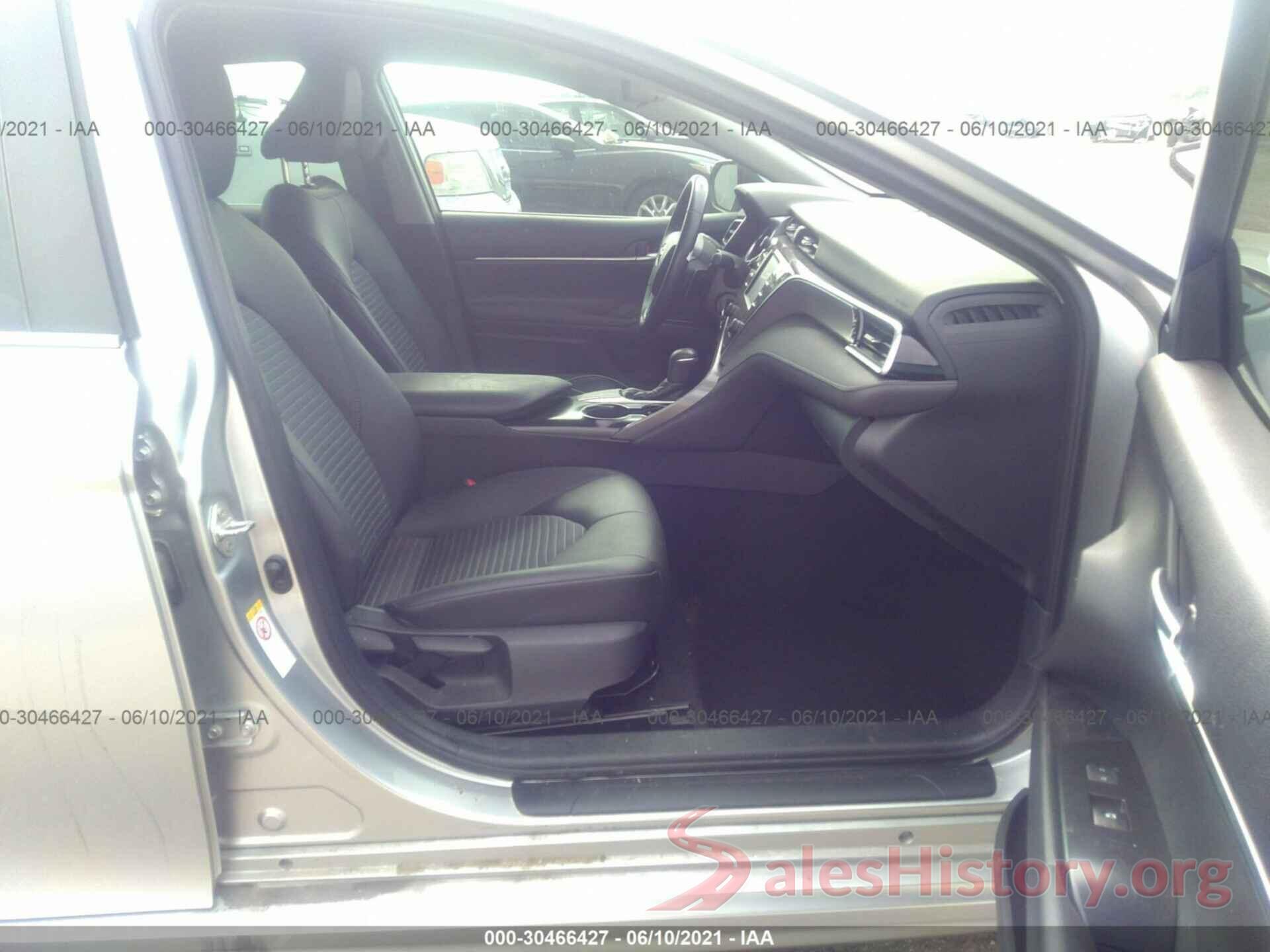 4T1B11HKXJU033417 2018 TOYOTA CAMRY