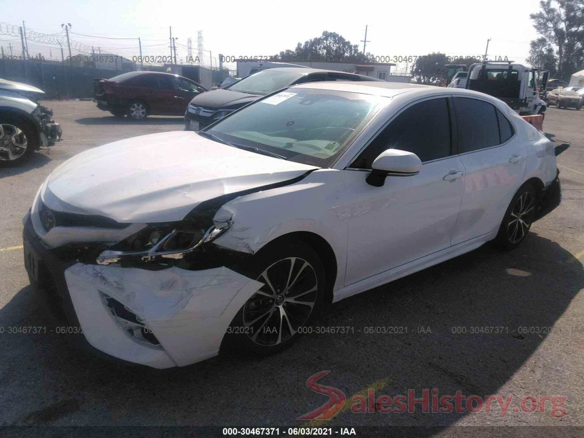 4T1B11HK1JU135012 2018 TOYOTA CAMRY