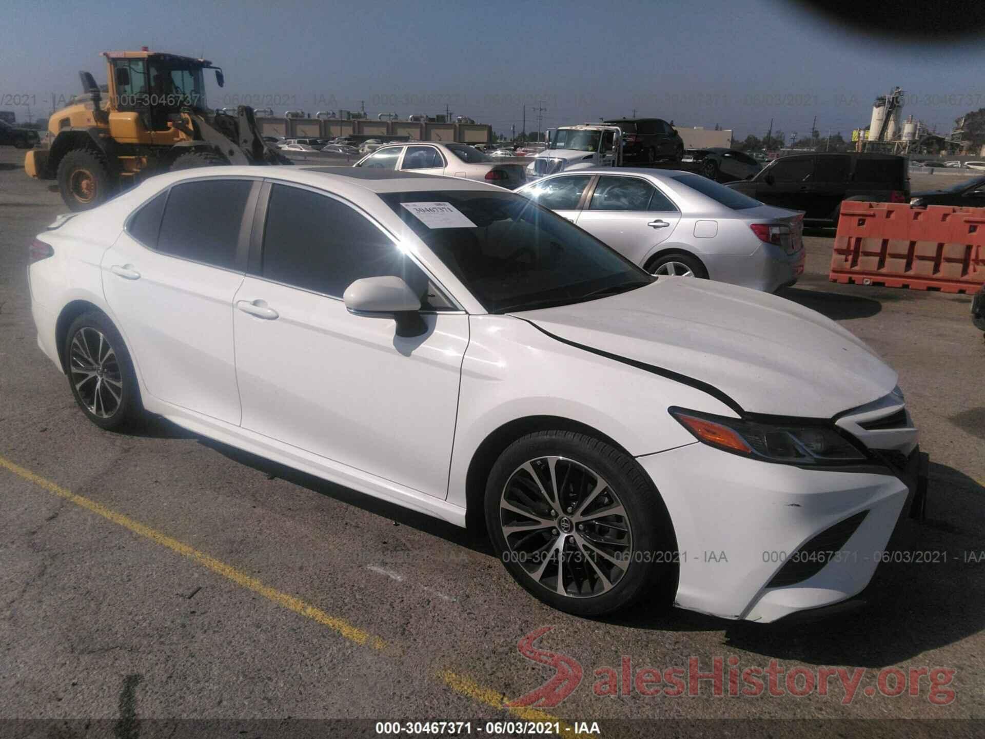 4T1B11HK1JU135012 2018 TOYOTA CAMRY