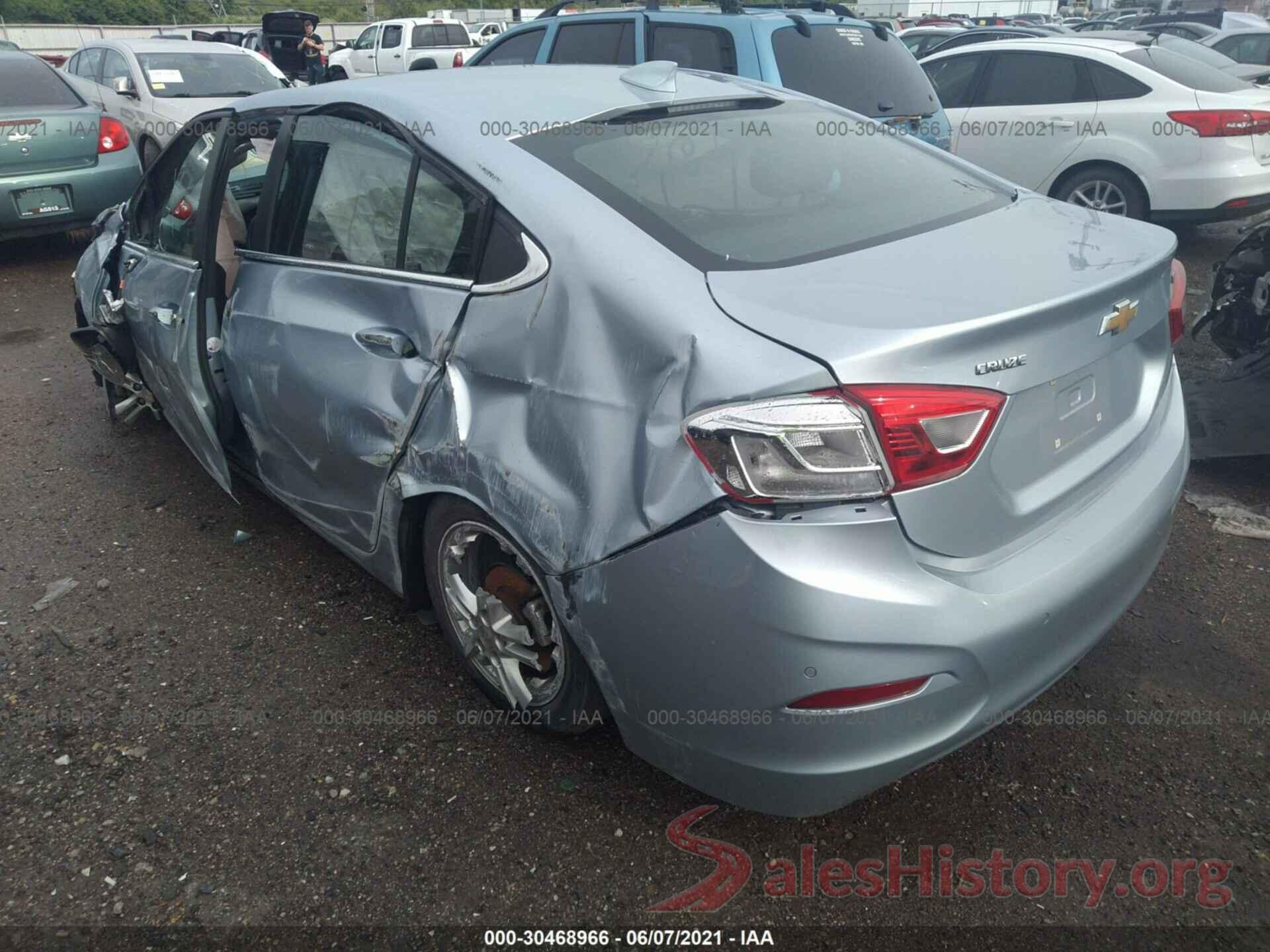 1G1BE5SMXH7262272 2017 CHEVROLET CRUZE