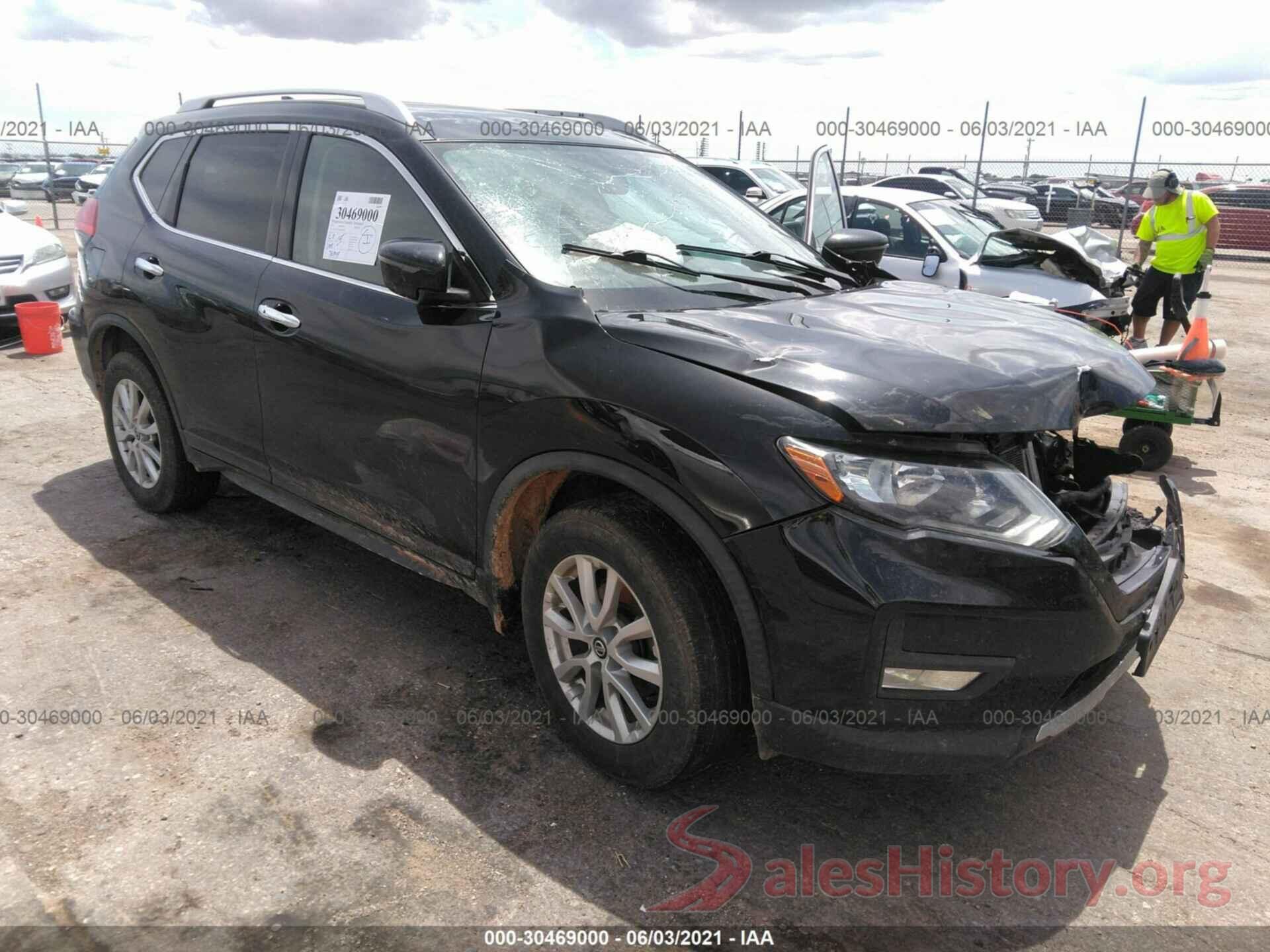 KNMAT2MV0HP502815 2017 NISSAN ROGUE