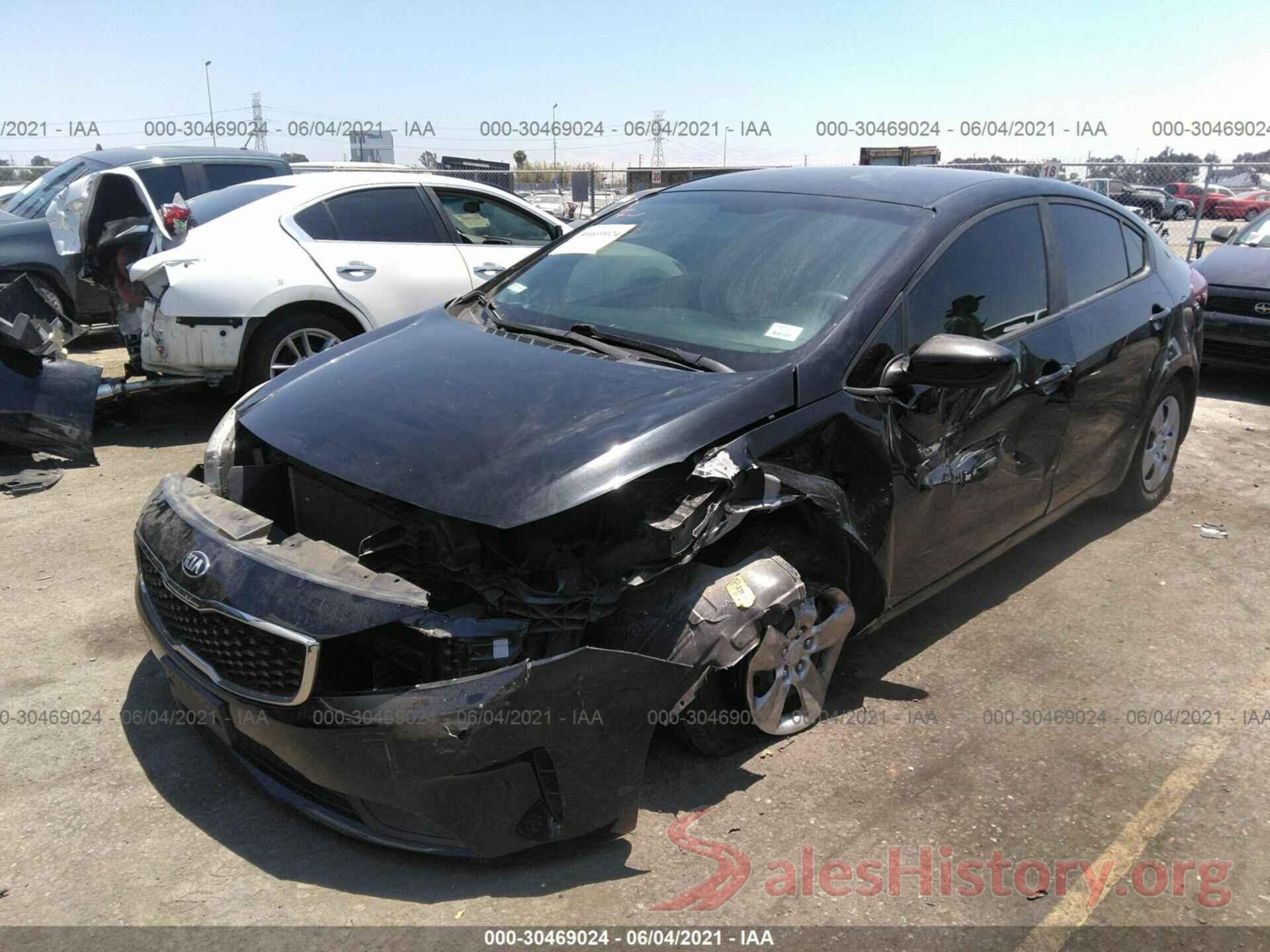 3KPFK4A79HE028308 2017 KIA FORTE