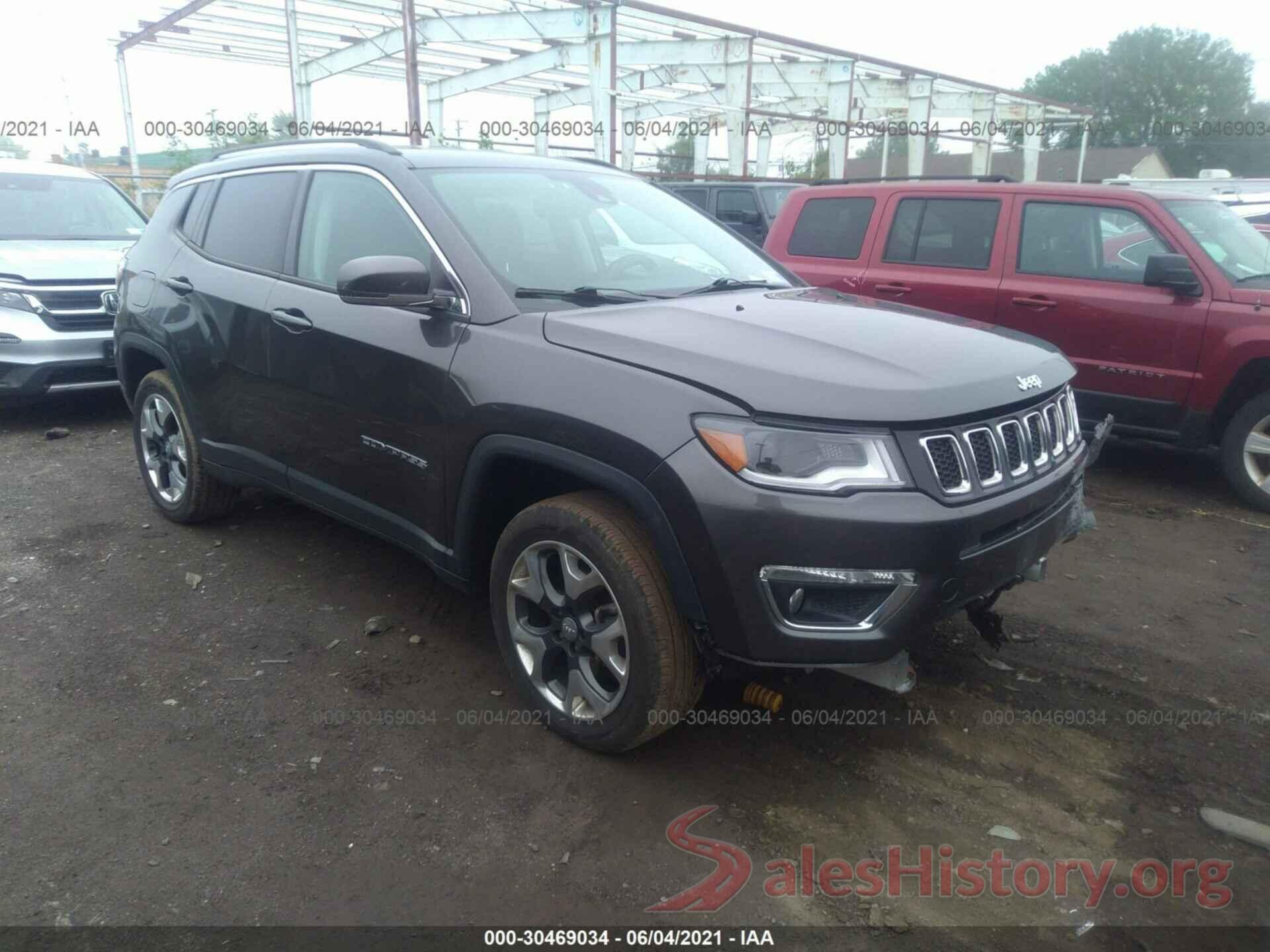 3C4NJDCB3JT392872 2018 JEEP COMPASS