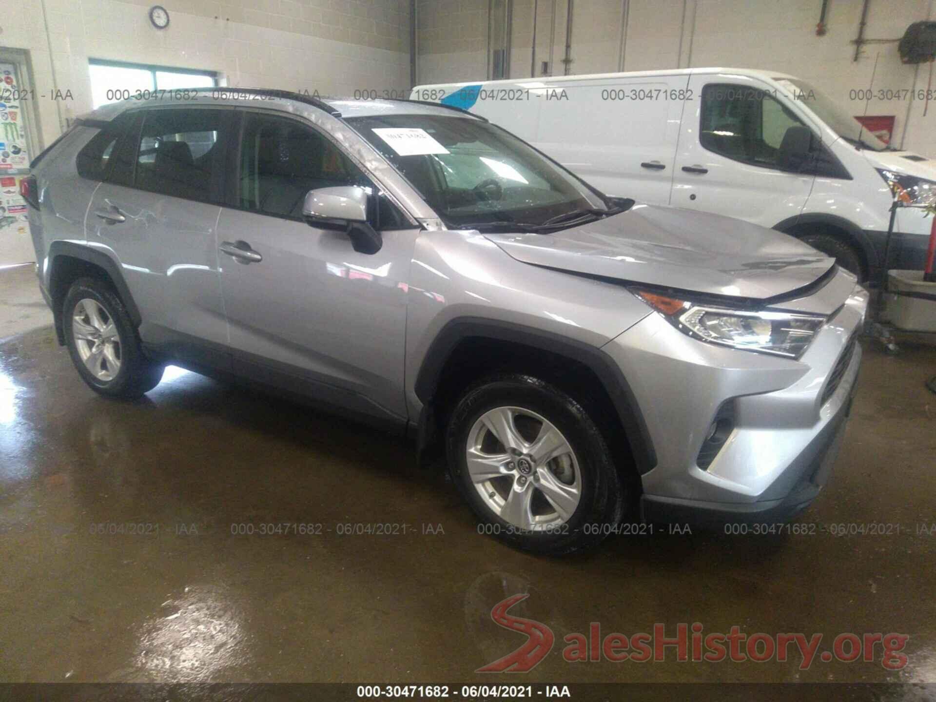 2T3P1RFV7KC024556 2019 TOYOTA RAV4