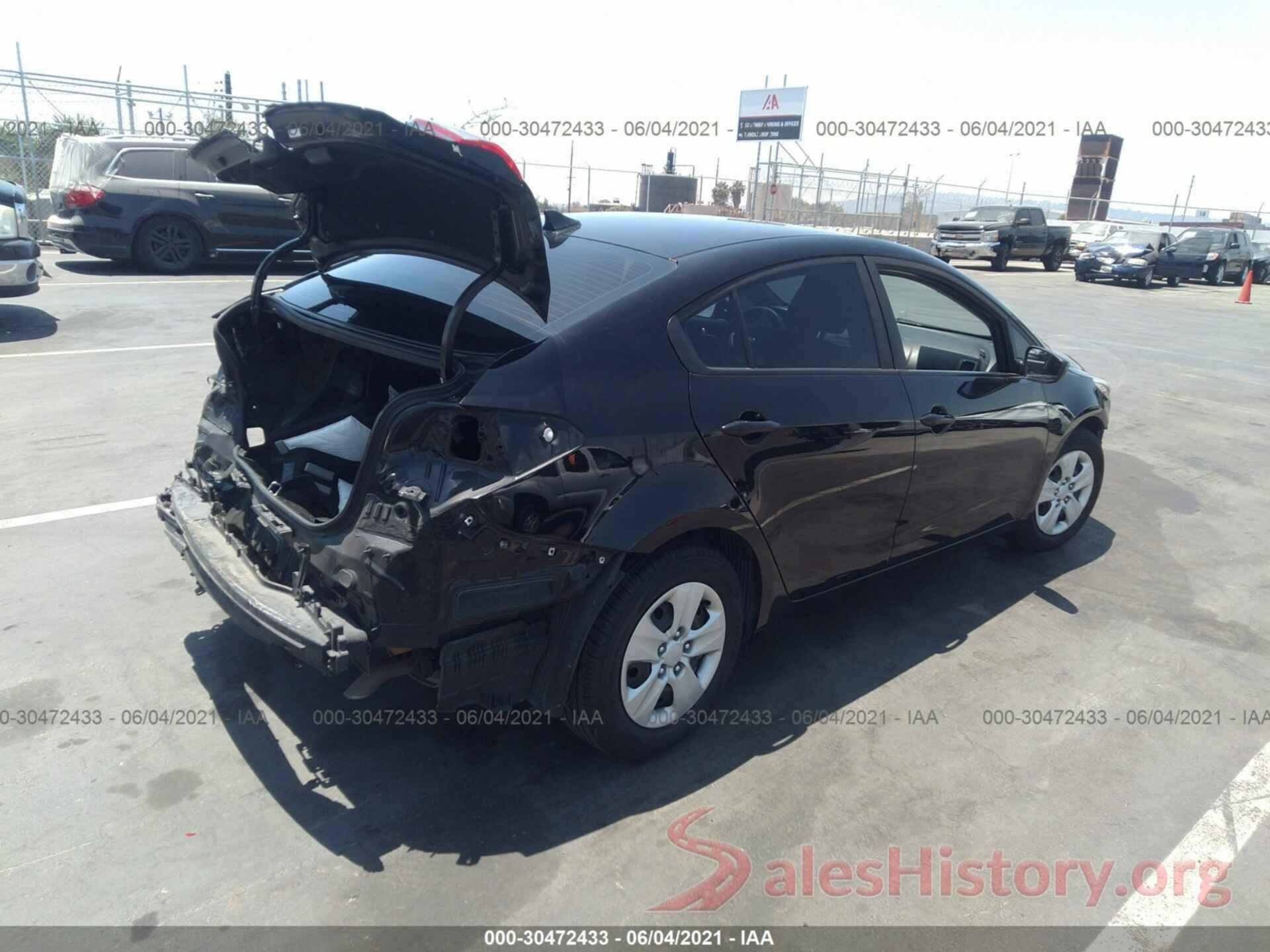 3KPFK4A77HE049948 2017 KIA FORTE