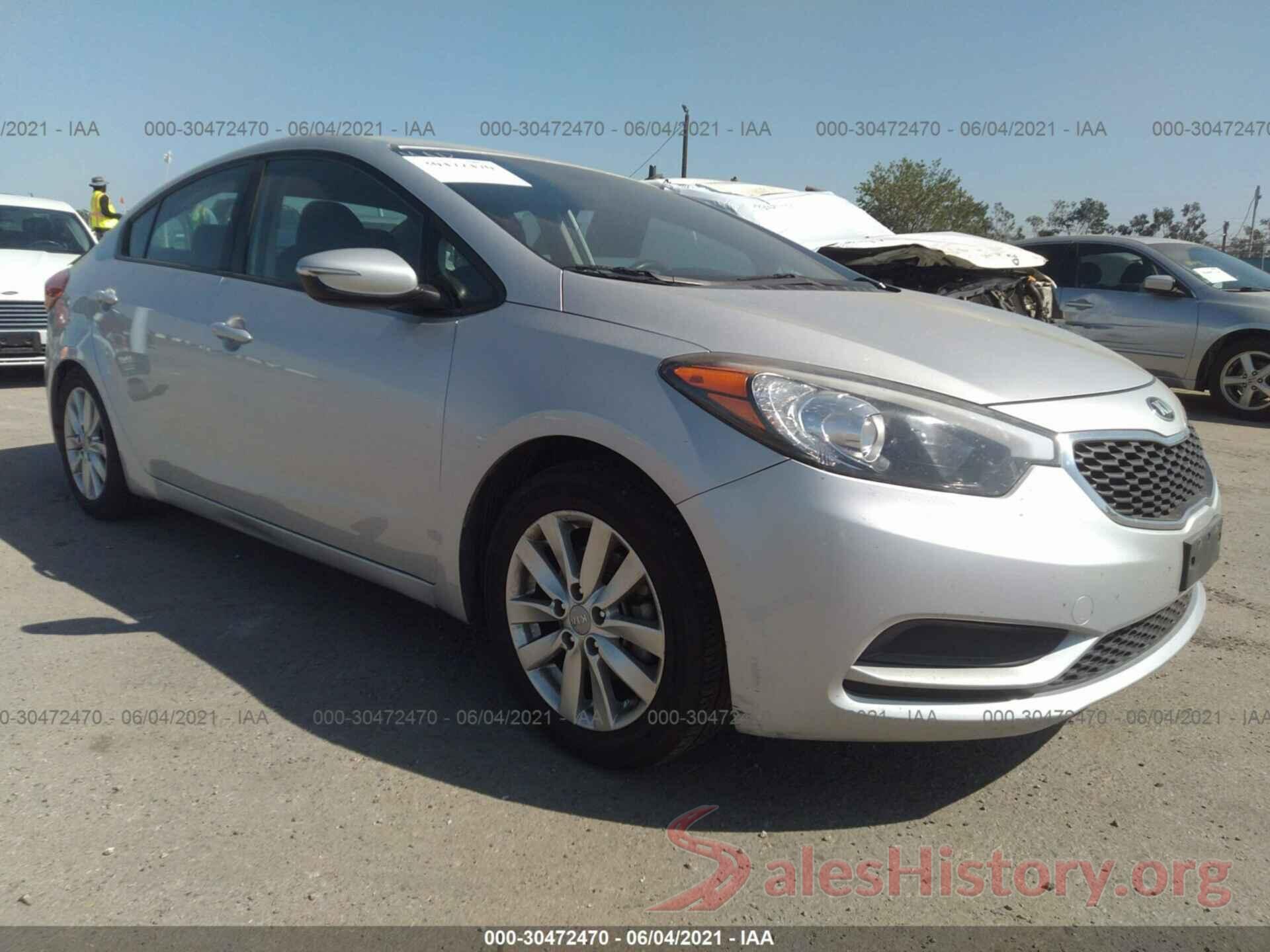 KNAFX4A6XG5551448 2016 KIA FORTE