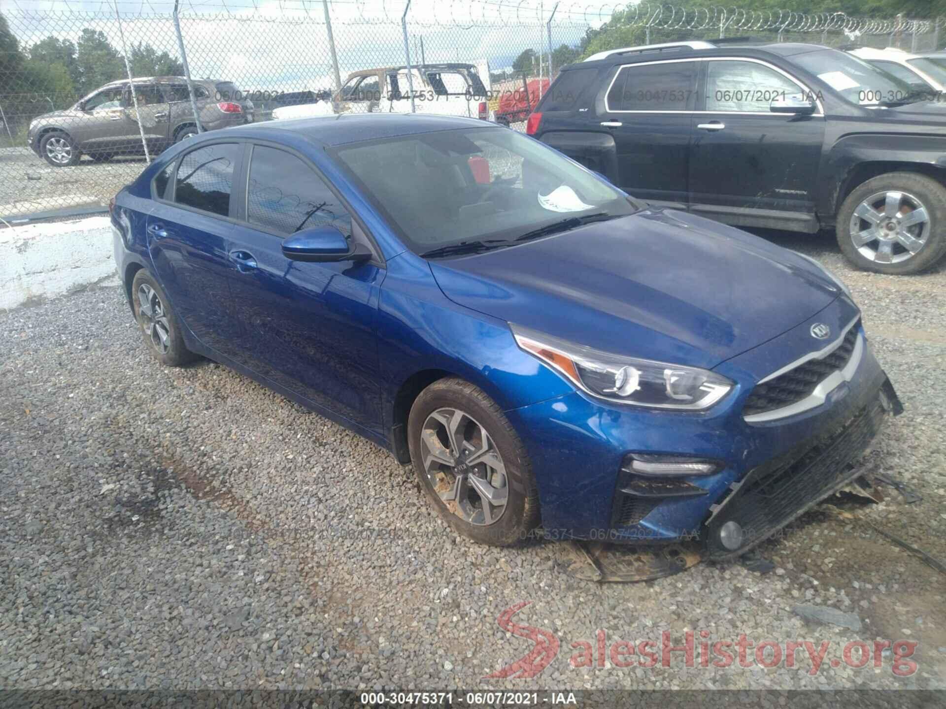 3KPF24AD9KE120385 2019 KIA FORTE