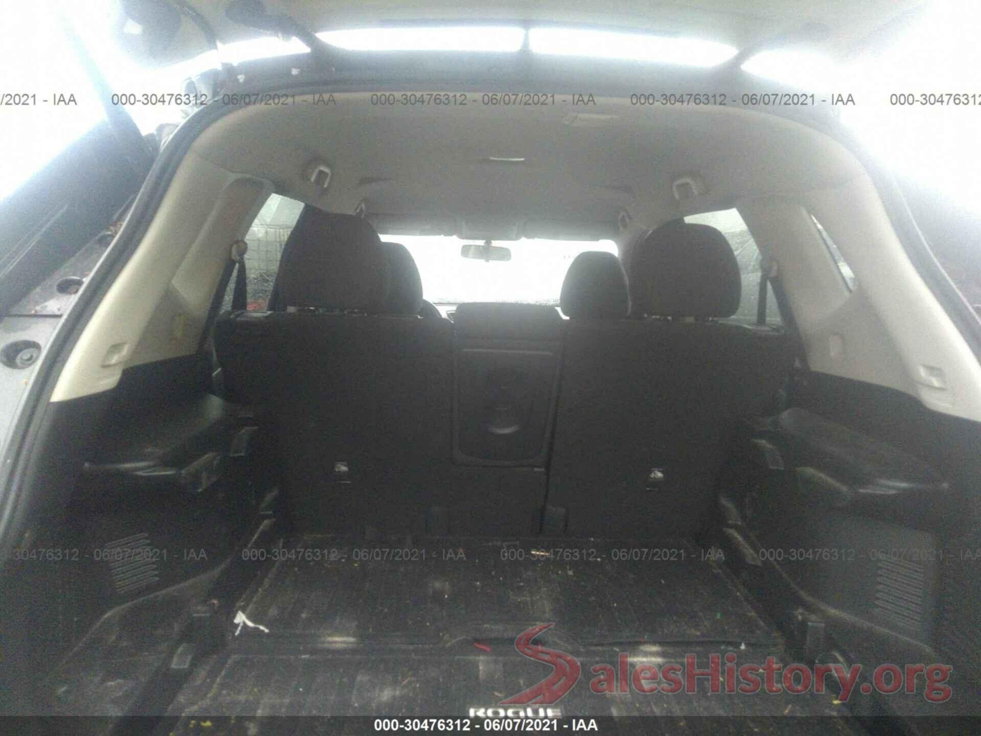 KNMAT2MT9JP586380 2018 NISSAN ROGUE