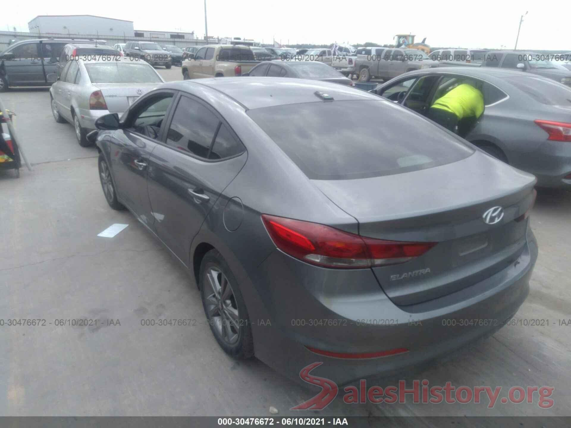 KMHD84LF8HU152724 2017 HYUNDAI ELANTRA