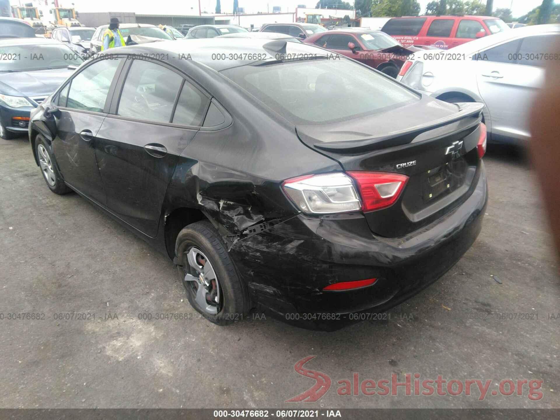 1G1BC5SM2J7167460 2018 CHEVROLET CRUZE