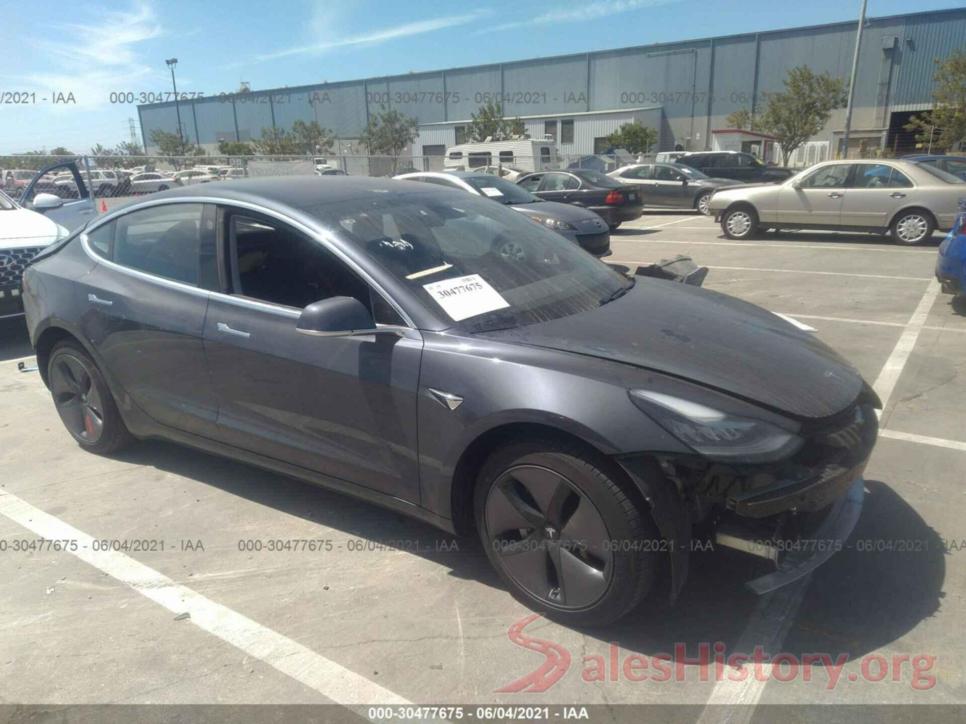 5YJ3E1EA1JF038250 2018 TESLA MODEL 3