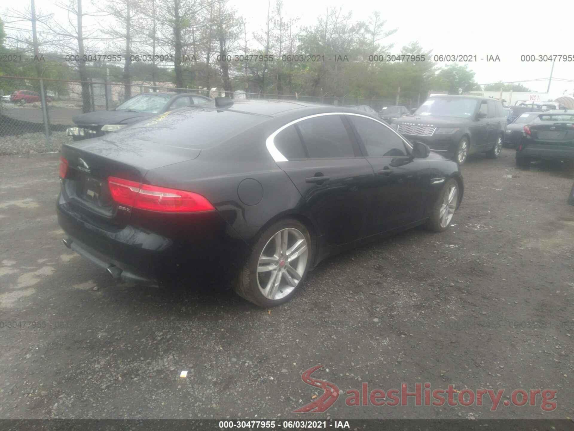 SAJAD4BV0HA958703 2017 JAGUAR XE