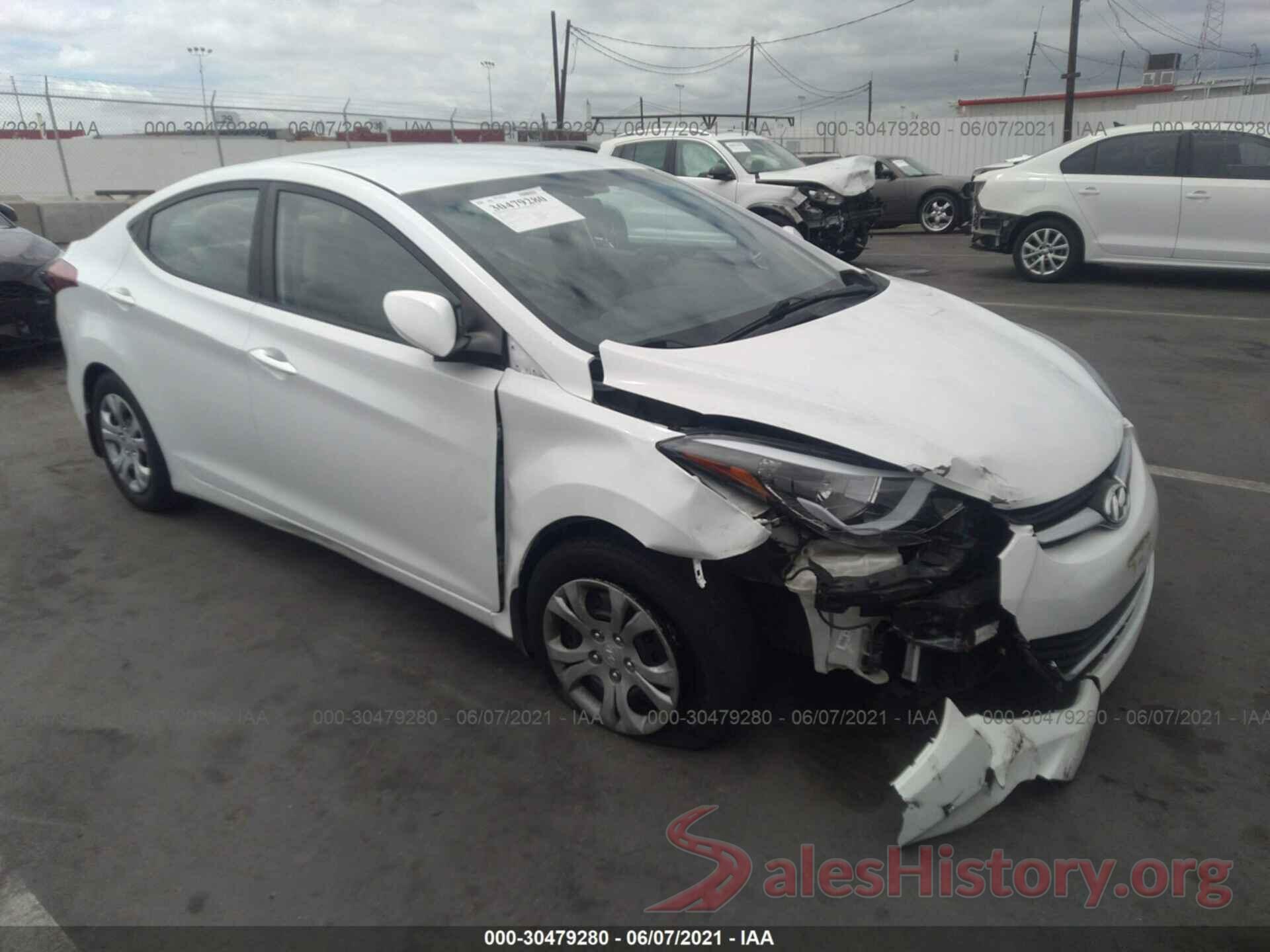 5NPDH4AE5GH776181 2016 HYUNDAI ELANTRA