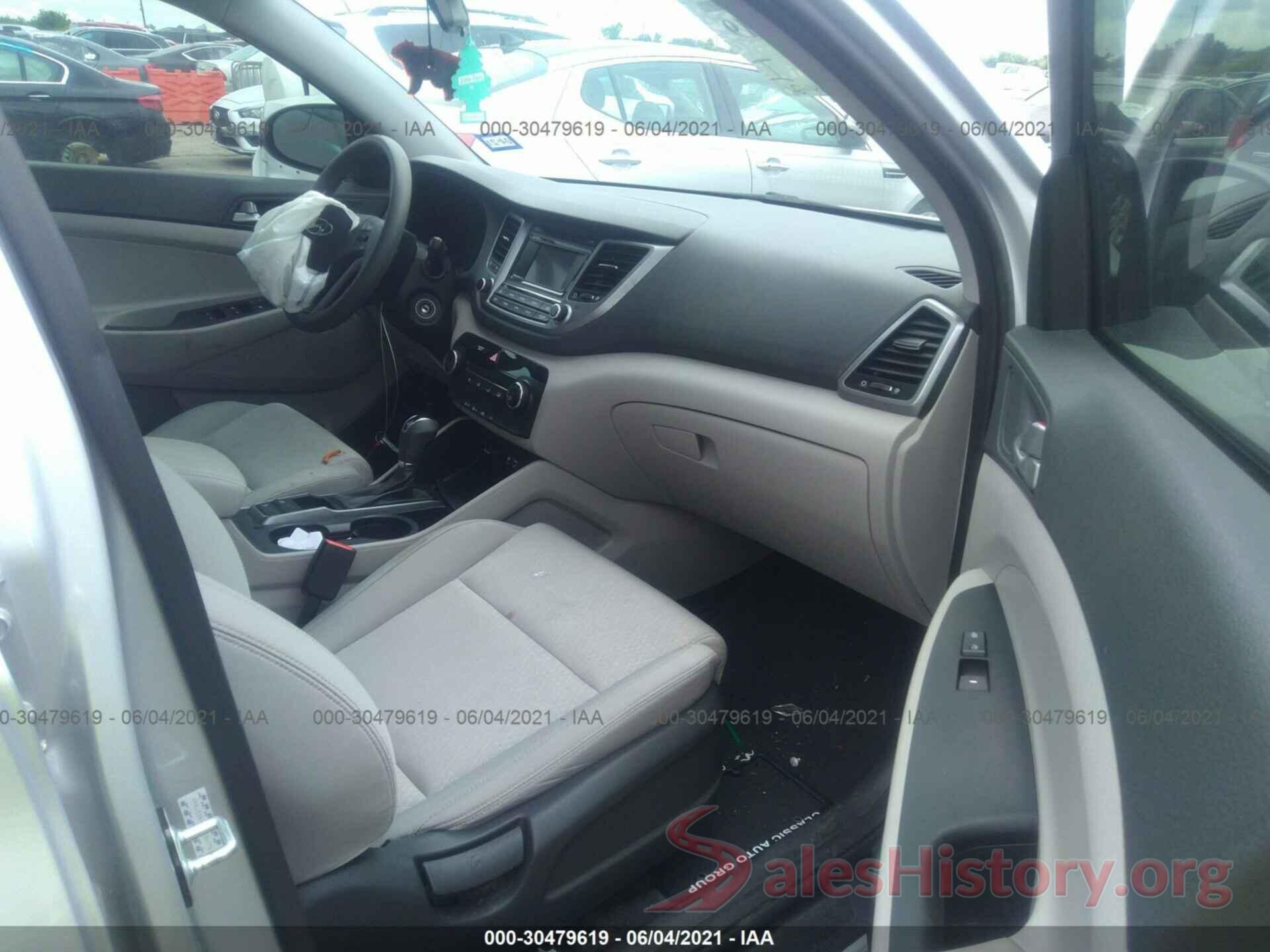 KM8J33A4XHU584776 2017 HYUNDAI TUCSON