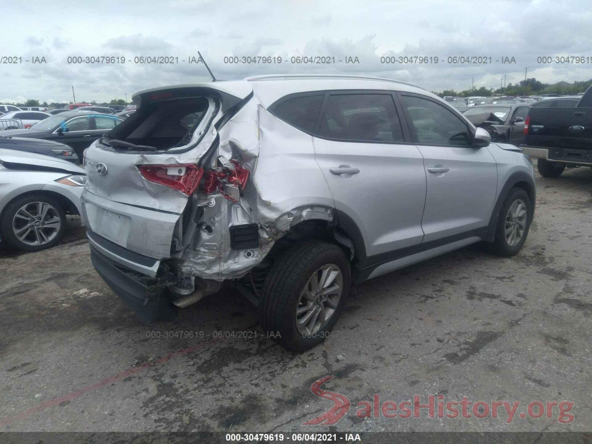 KM8J33A4XHU584776 2017 HYUNDAI TUCSON