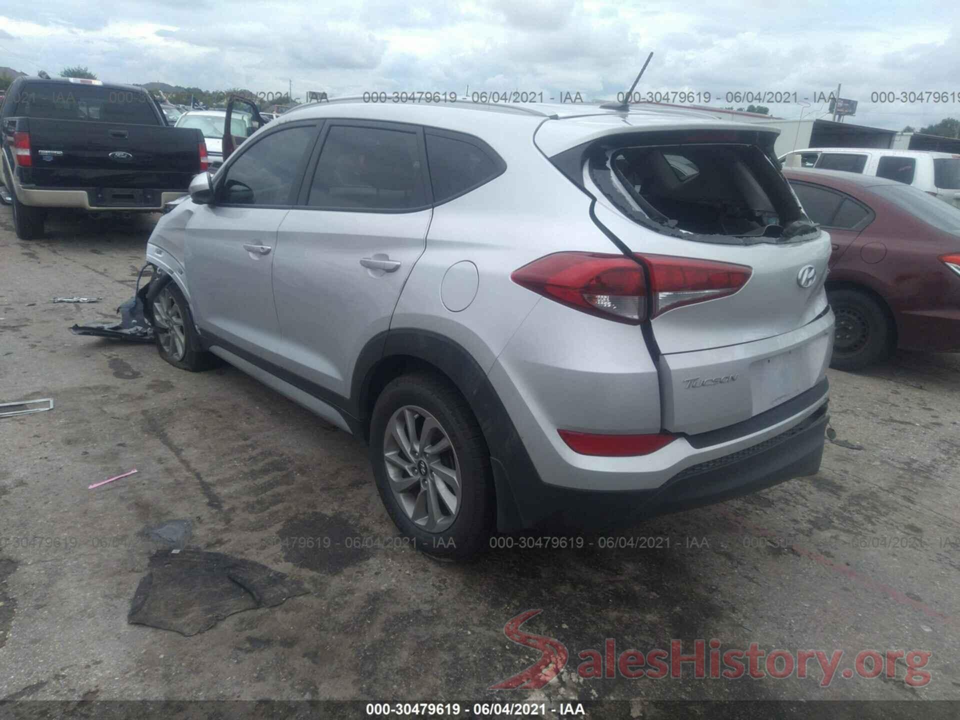 KM8J33A4XHU584776 2017 HYUNDAI TUCSON