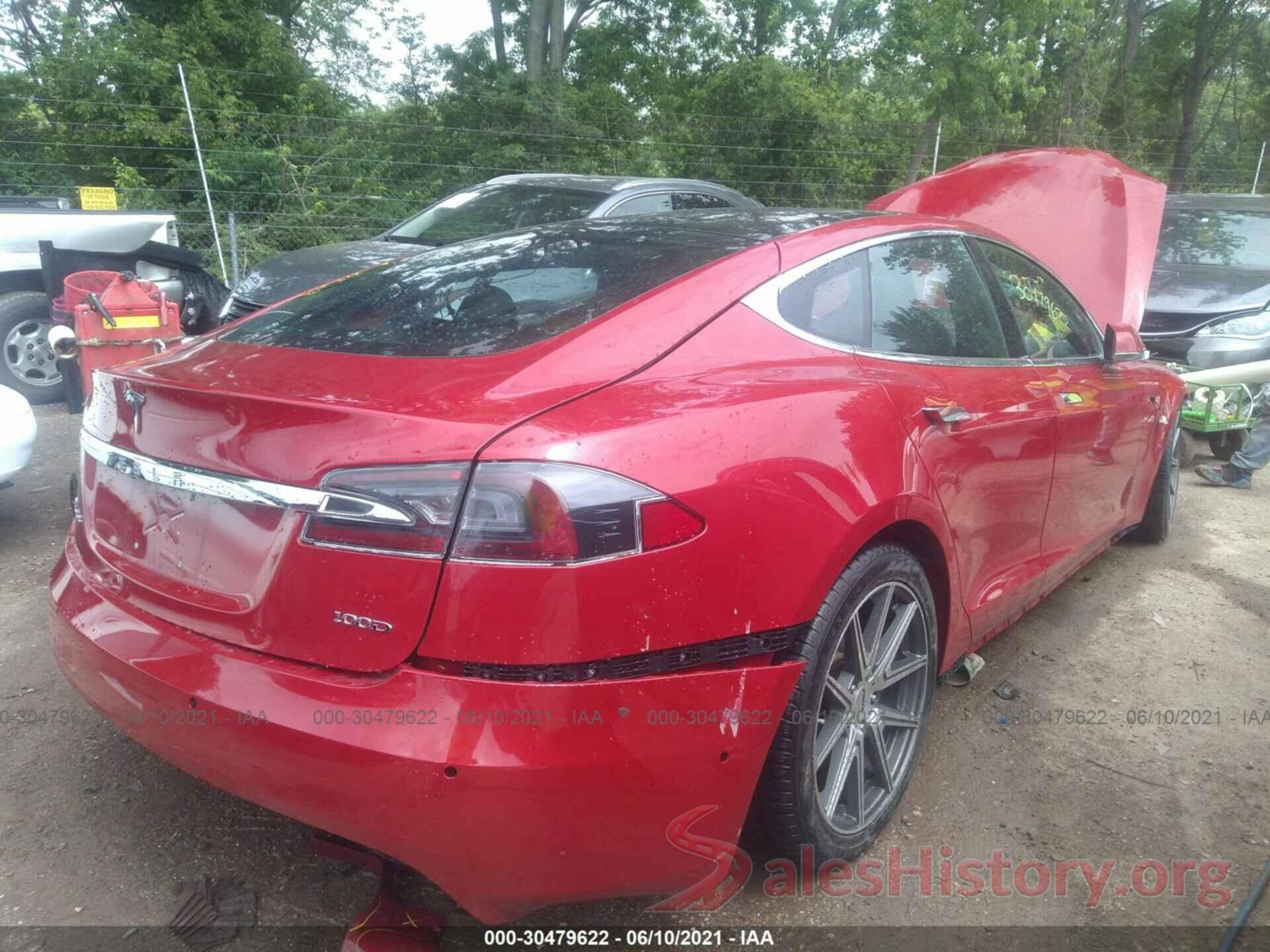 5YJSA1E21JF244538 2018 TESLA MODEL S