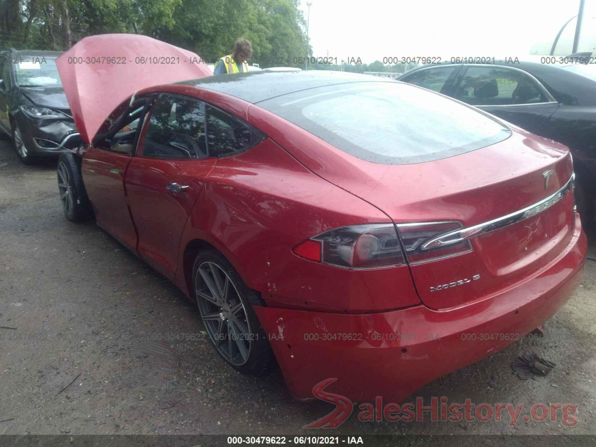 5YJSA1E21JF244538 2018 TESLA MODEL S