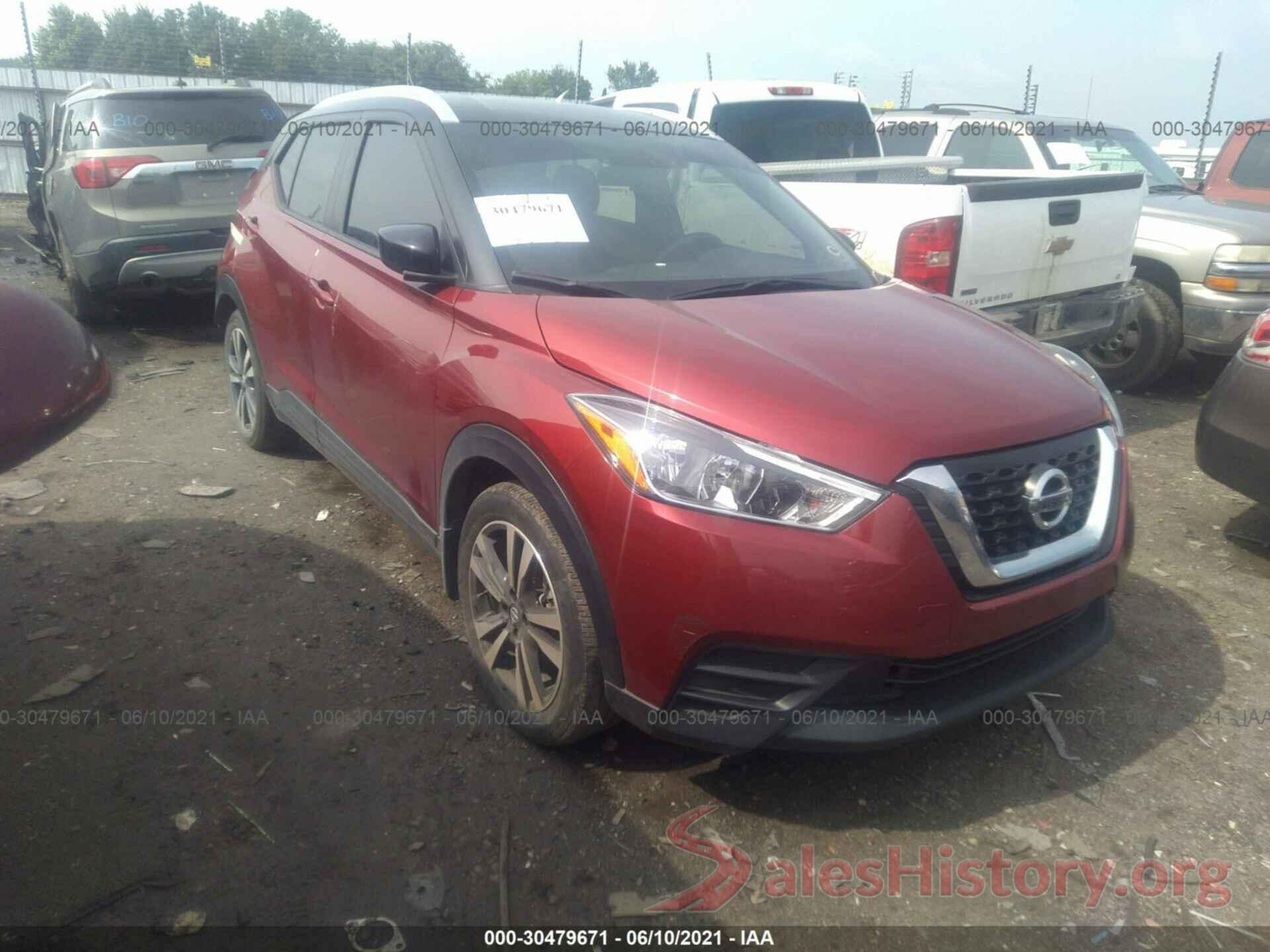 3N1CP5CU5JL541864 2018 NISSAN KICKS