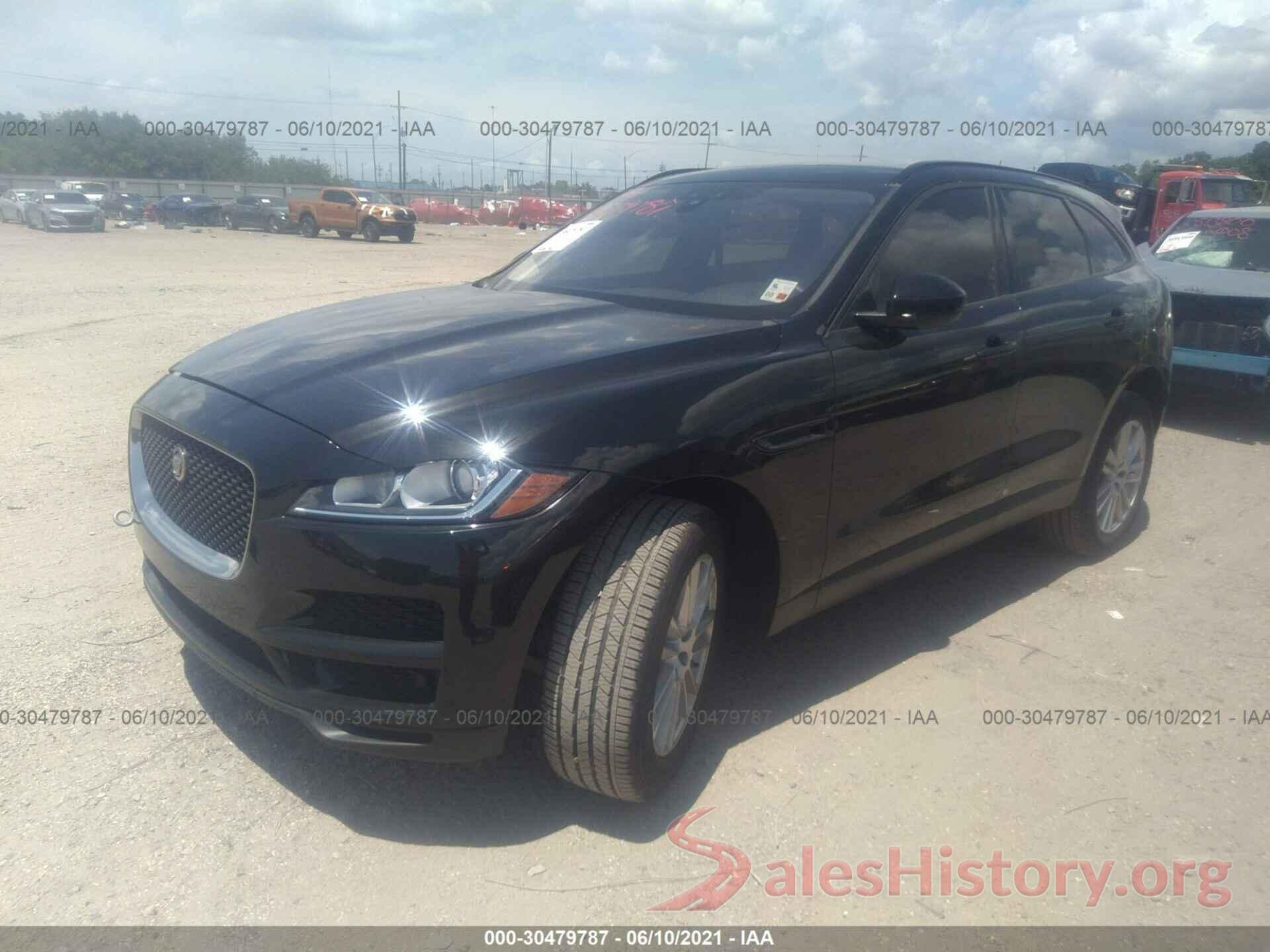 SADCJ2GX5JA293404 2018 JAGUAR F-PACE