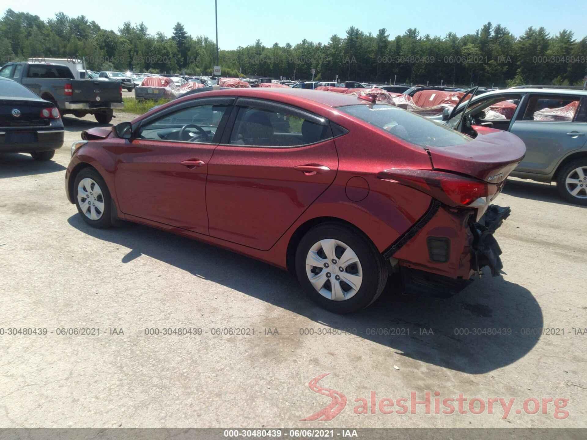 5NPDH4AE9GH768083 2016 HYUNDAI ELANTRA