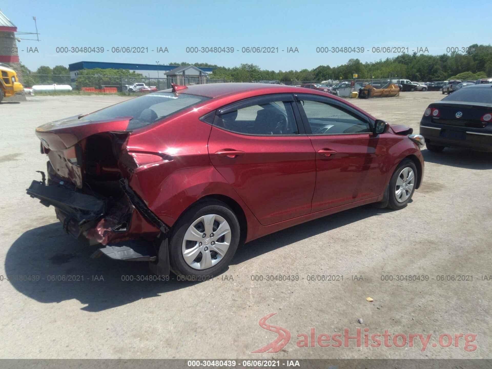 5NPDH4AE9GH768083 2016 HYUNDAI ELANTRA