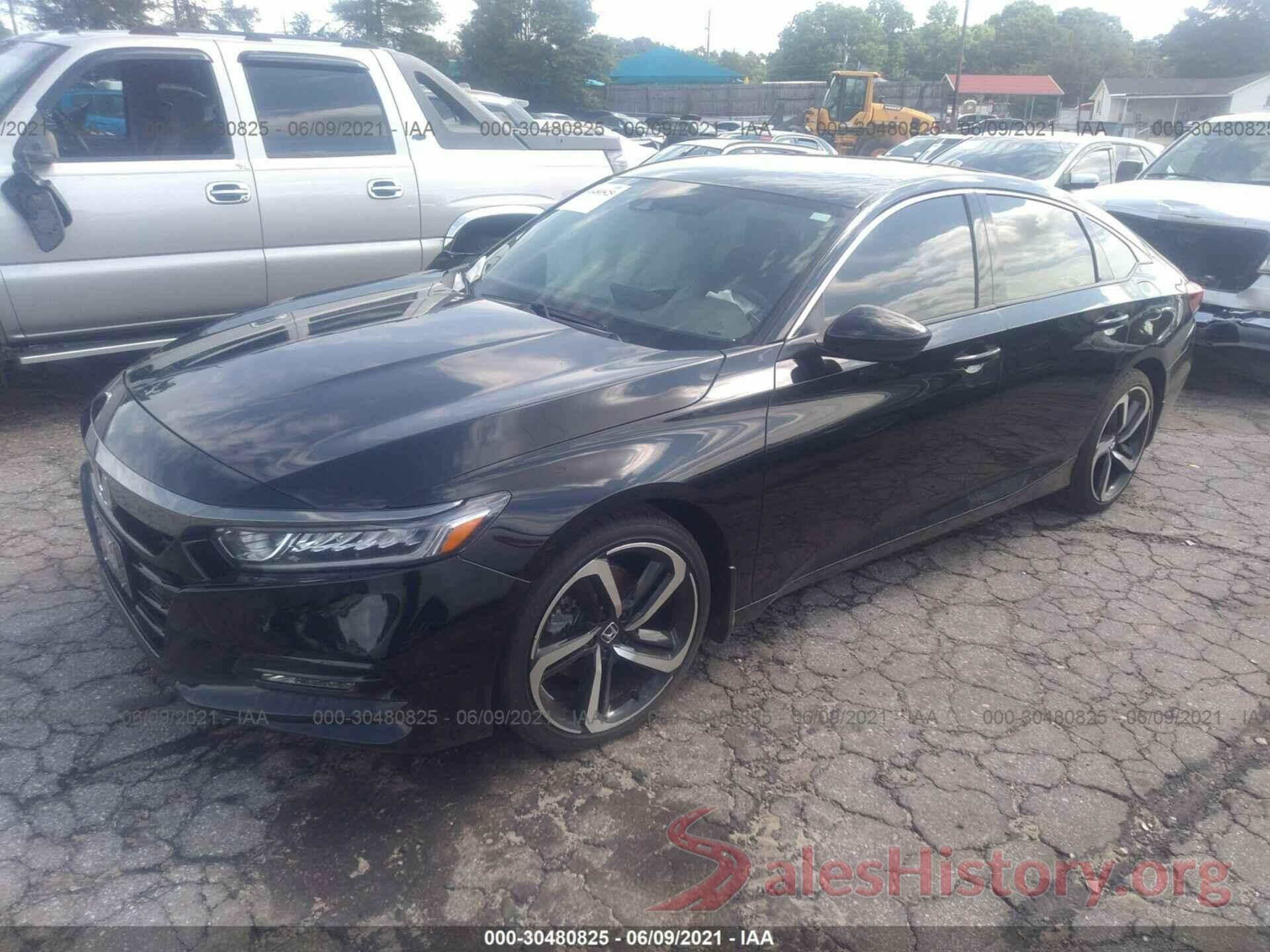 1HGCV1F33JA266504 2018 HONDA ACCORD SEDAN