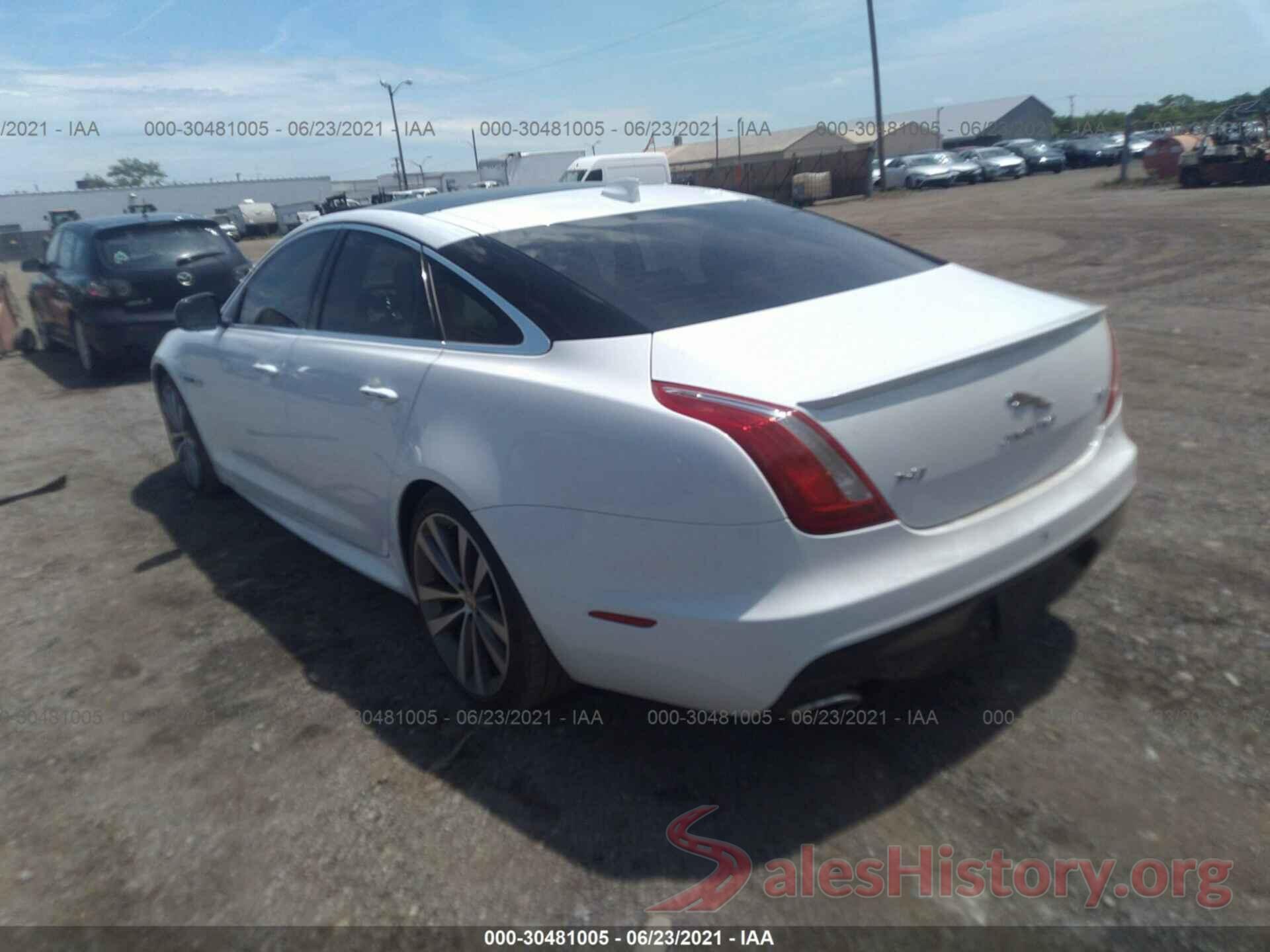 SAJWJ1CD3H8W11683 2017 JAGUAR XJ