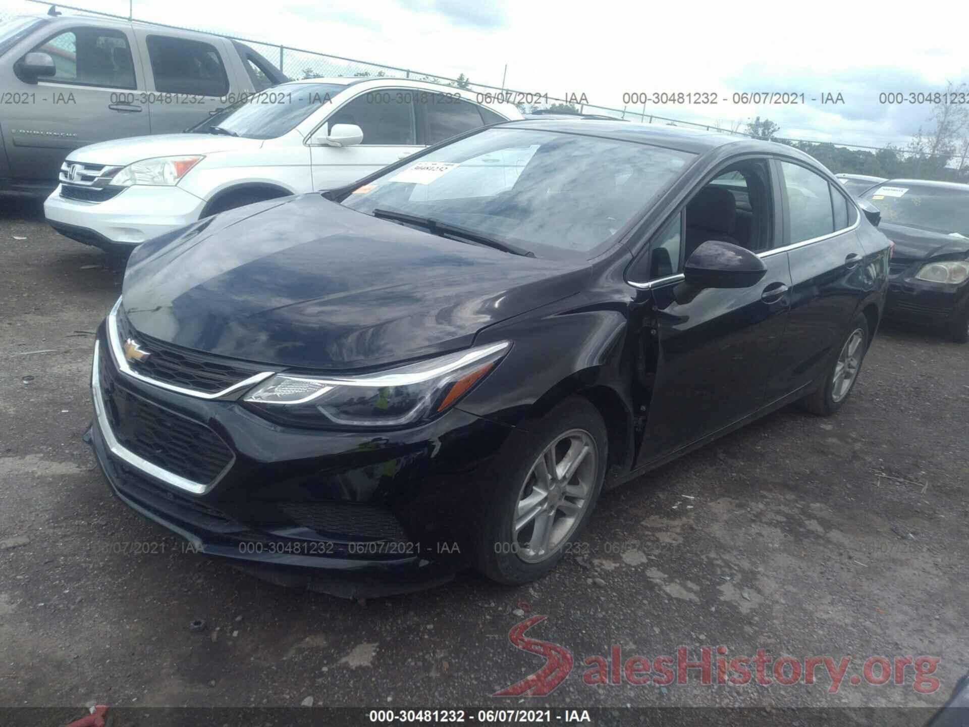 1G1BE5SM2J7108158 2018 CHEVROLET CRUZE