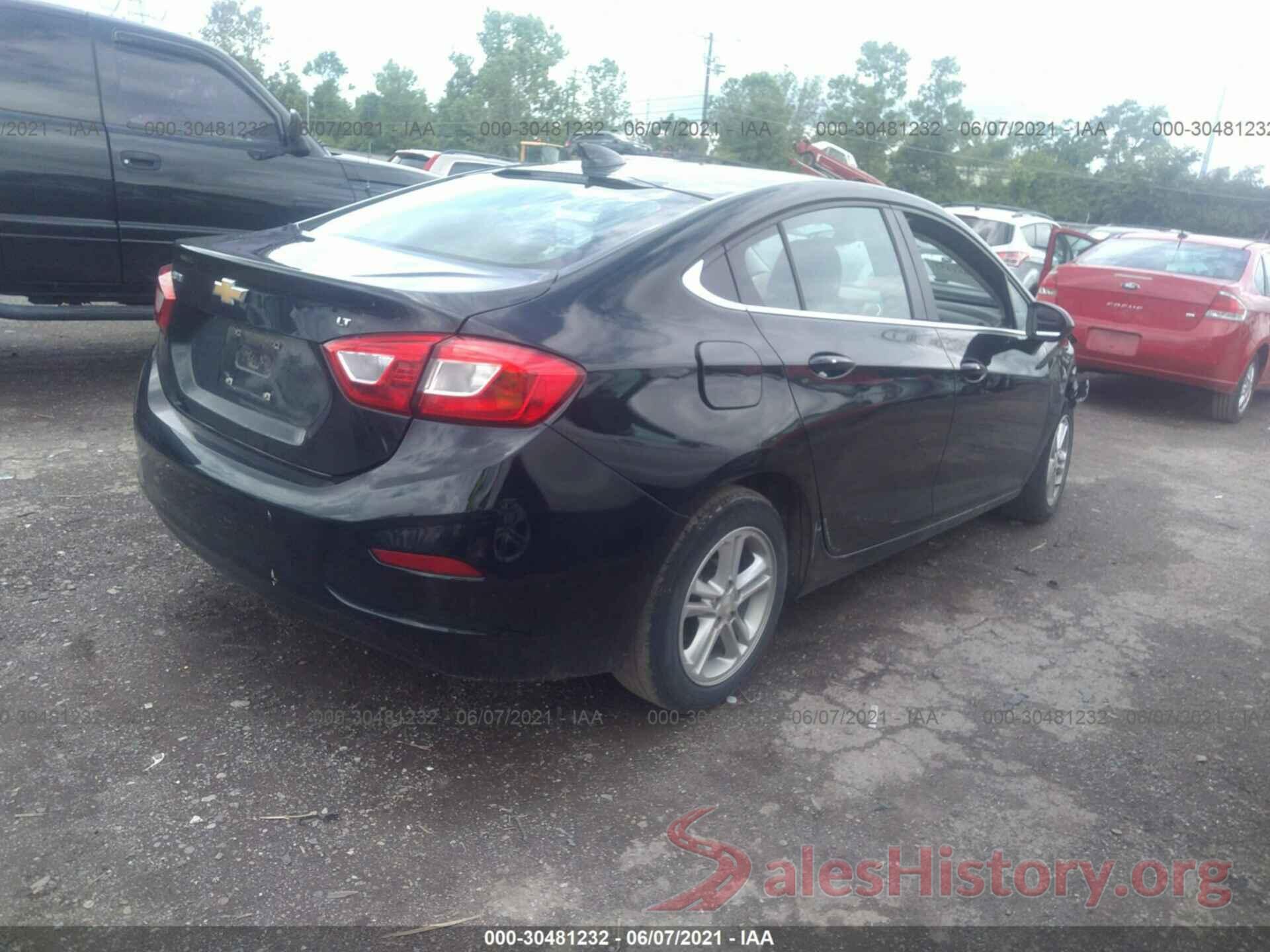 1G1BE5SM2J7108158 2018 CHEVROLET CRUZE