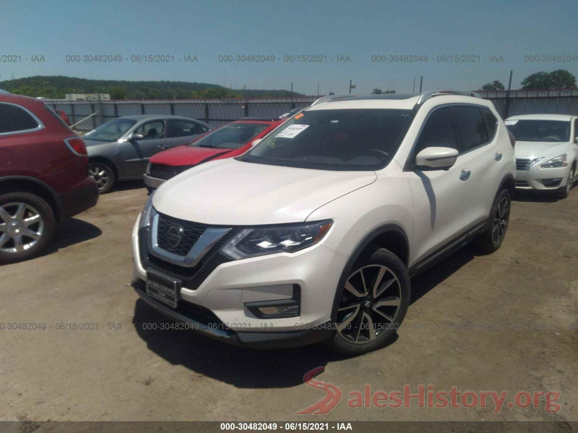 JN8AT2MVXJW330339 2018 NISSAN ROGUE