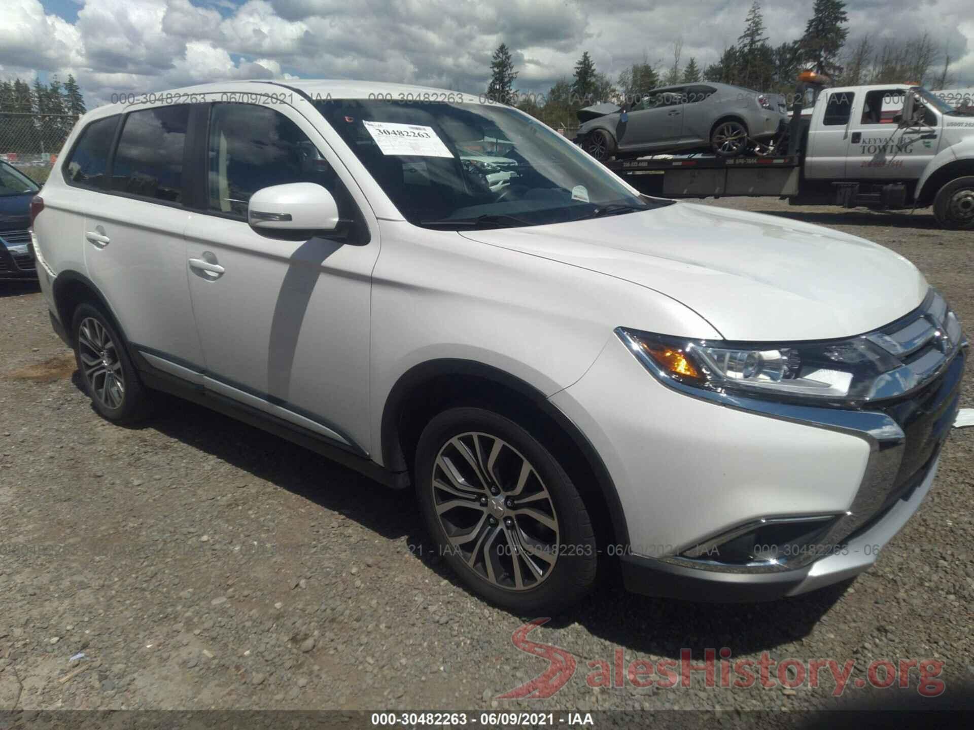 JA4AZ3A32JZ040866 2018 MITSUBISHI OUTLANDER