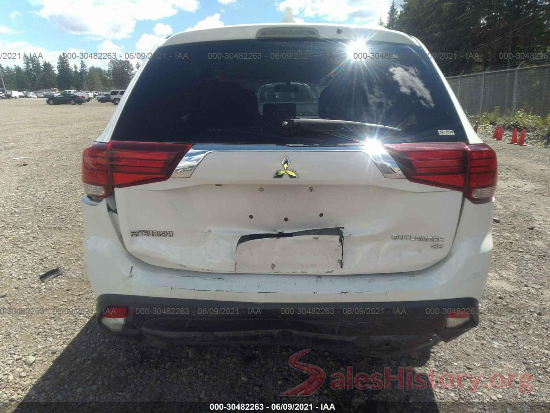 JA4AZ3A32JZ040866 2018 MITSUBISHI OUTLANDER