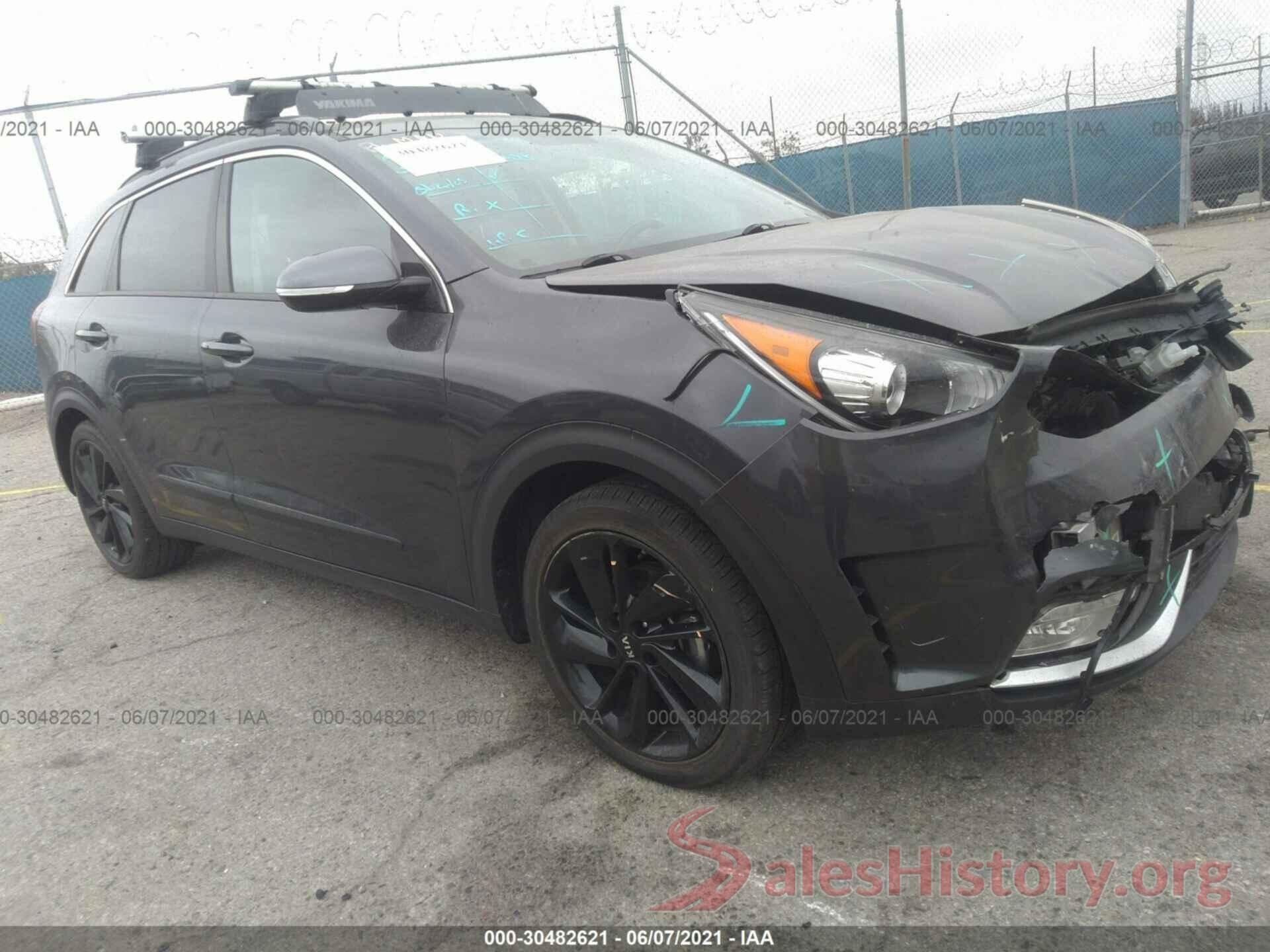 KNDCC3LC8J5136456 2018 KIA NIRO