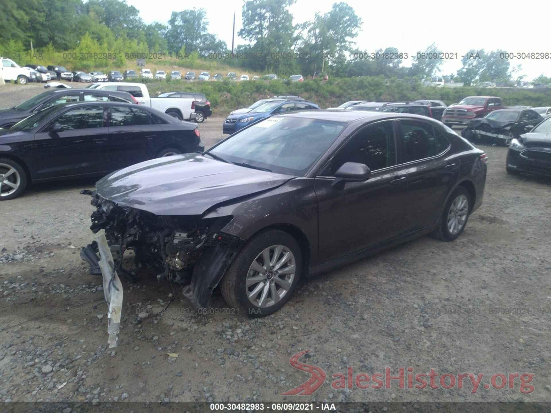 4T1B11HK9KU682692 2019 TOYOTA CAMRY