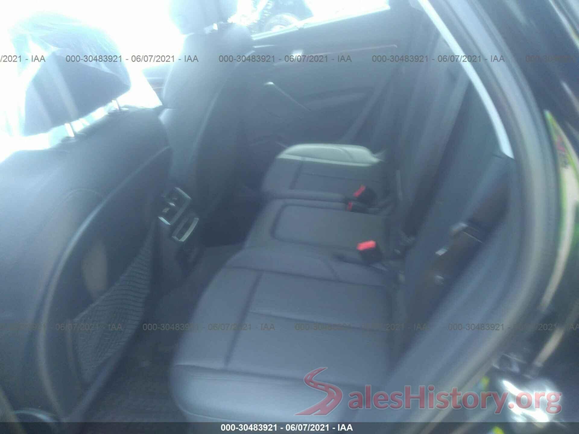 WA1BNAFY7J2068017 2018 AUDI Q5