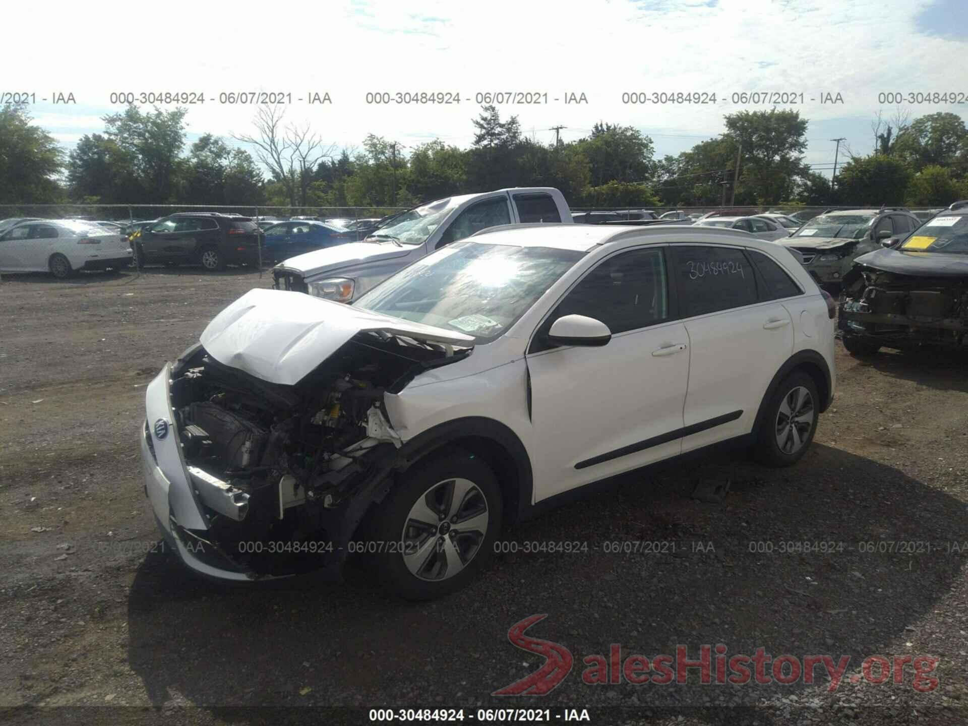 KNDCB3LC2H5095206 2017 KIA NIRO