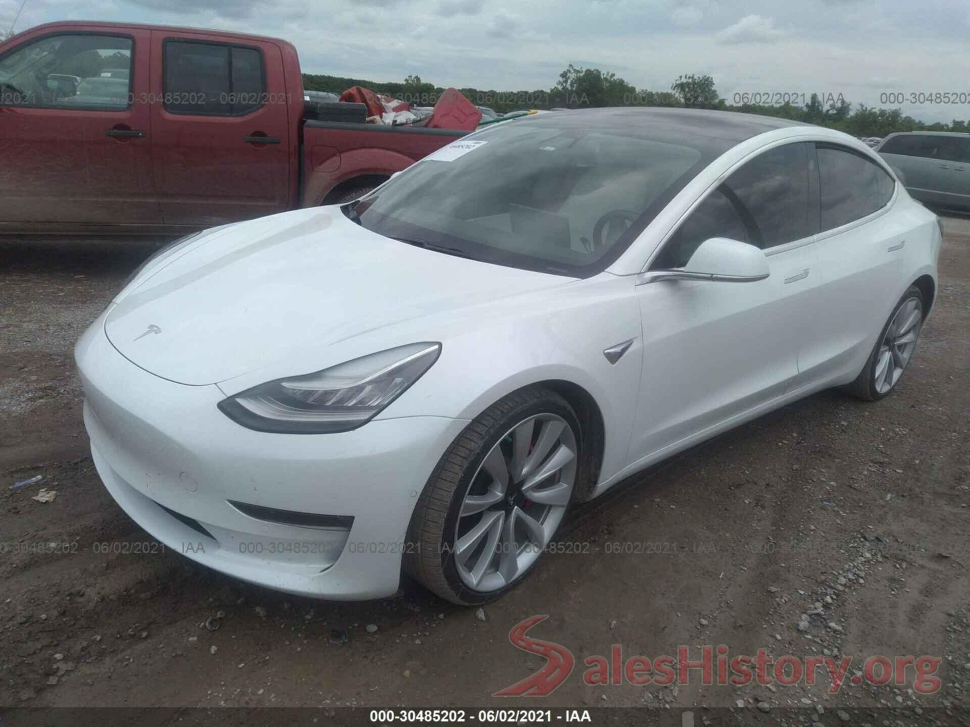 5YJ3E1EB4JF074569 2018 TESLA MODEL 3