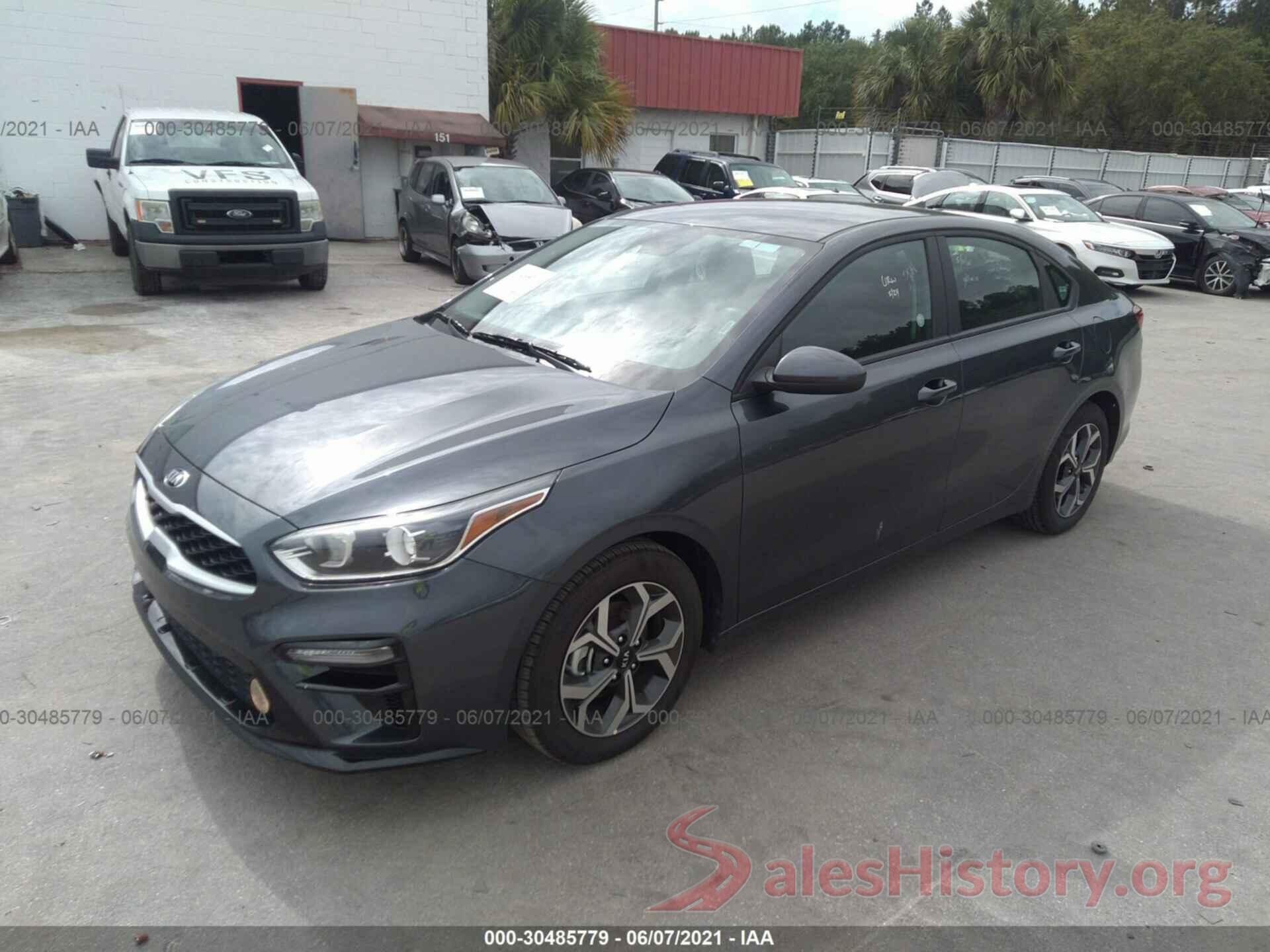 3KPF24AD4ME306208 2021 KIA FORTE