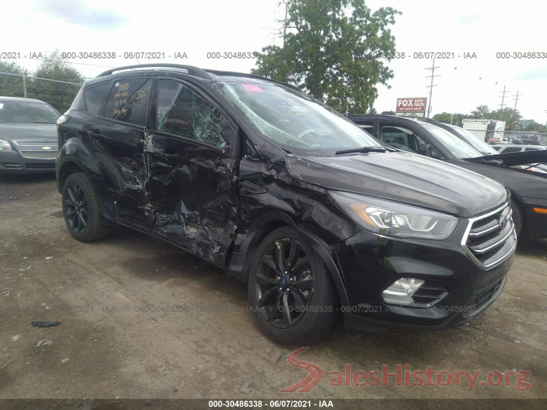 1FMCU9J91HUE34172 2017 FORD ESCAPE