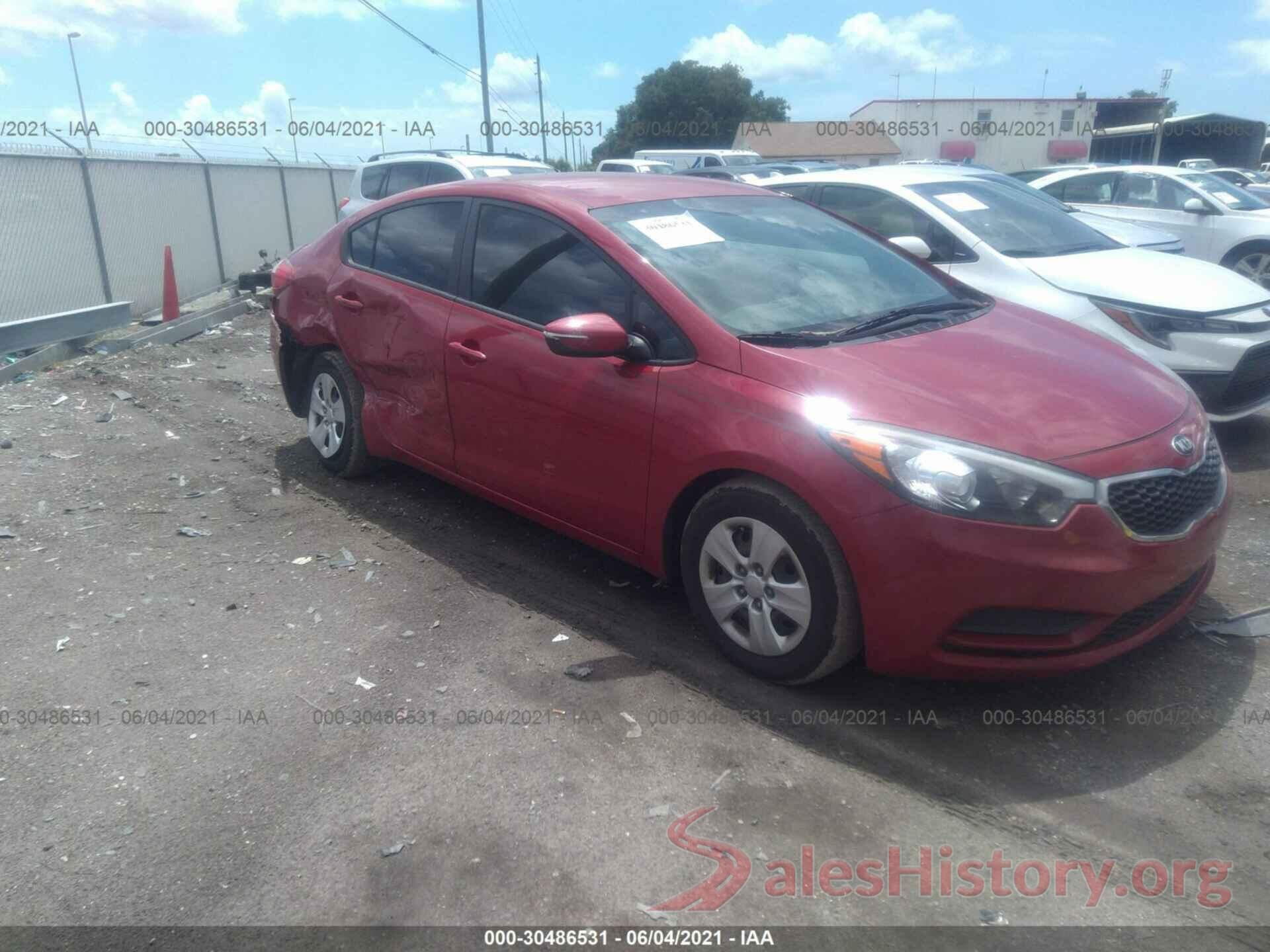 KNAFX4A64G5518476 2016 KIA FORTE