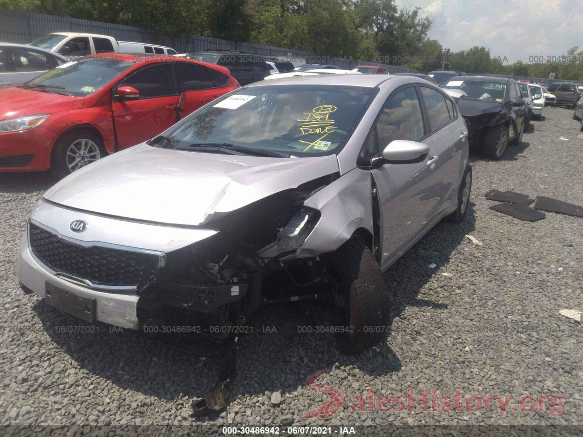 3KPFL4A76JE243678 2018 KIA FORTE