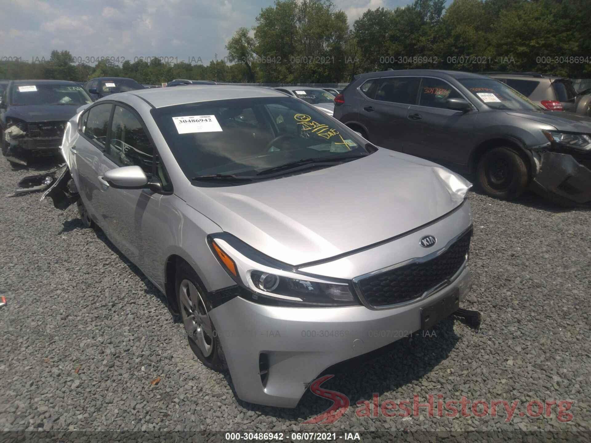 3KPFL4A76JE243678 2018 KIA FORTE