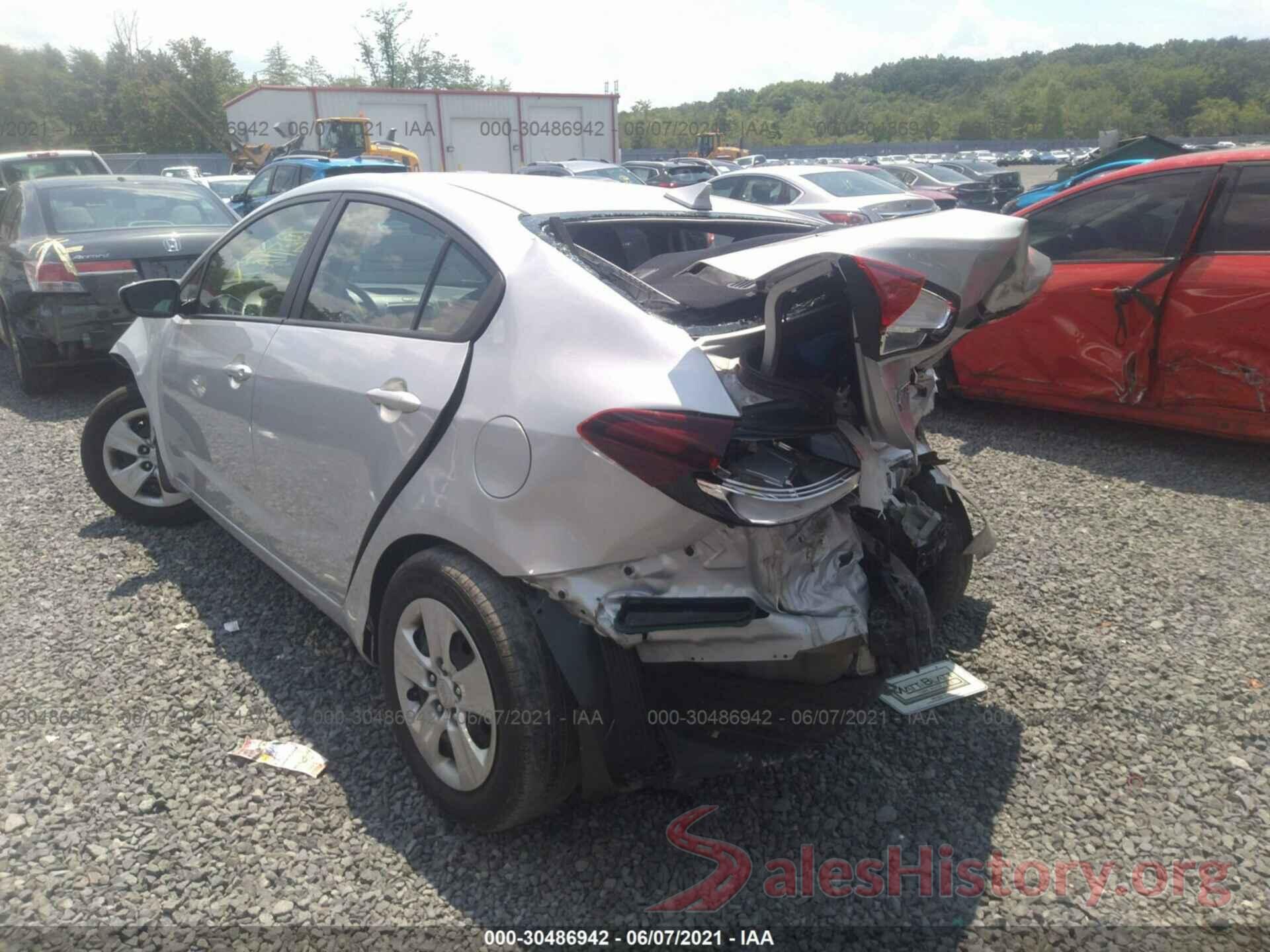 3KPFL4A76JE243678 2018 KIA FORTE