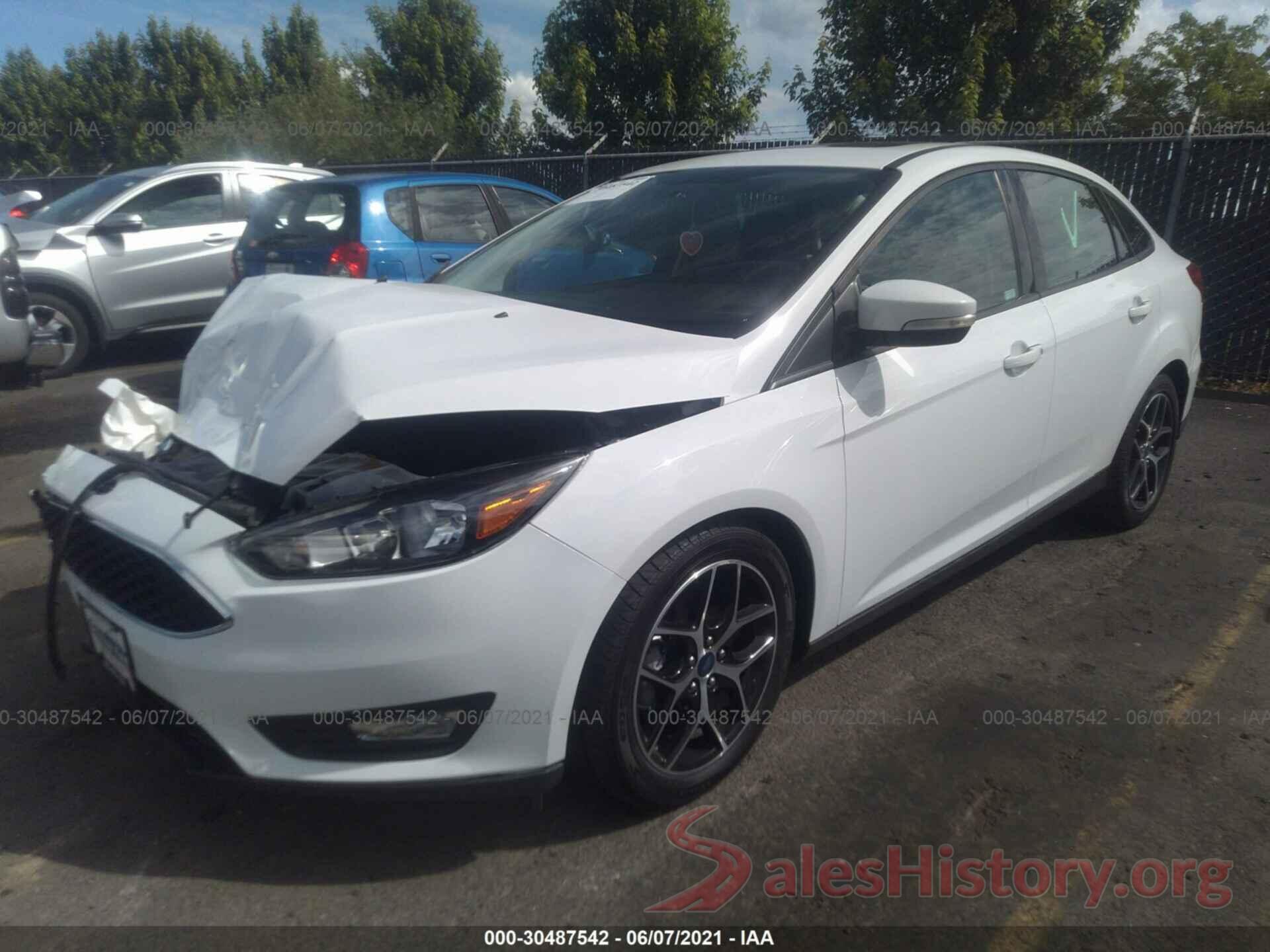 1FADP3H2XJL205657 2018 FORD FOCUS